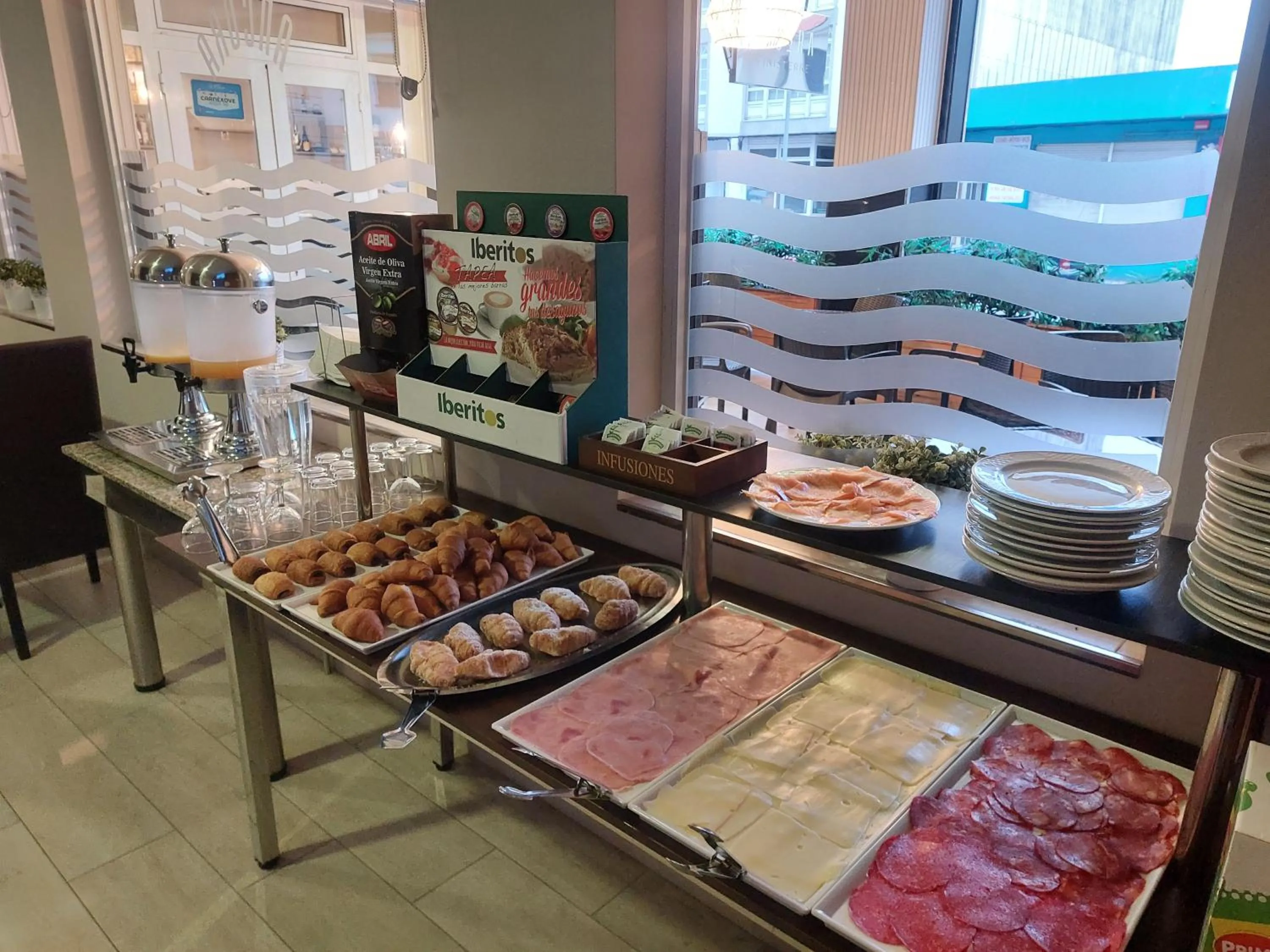 Food and drinks in Hotel Ancora