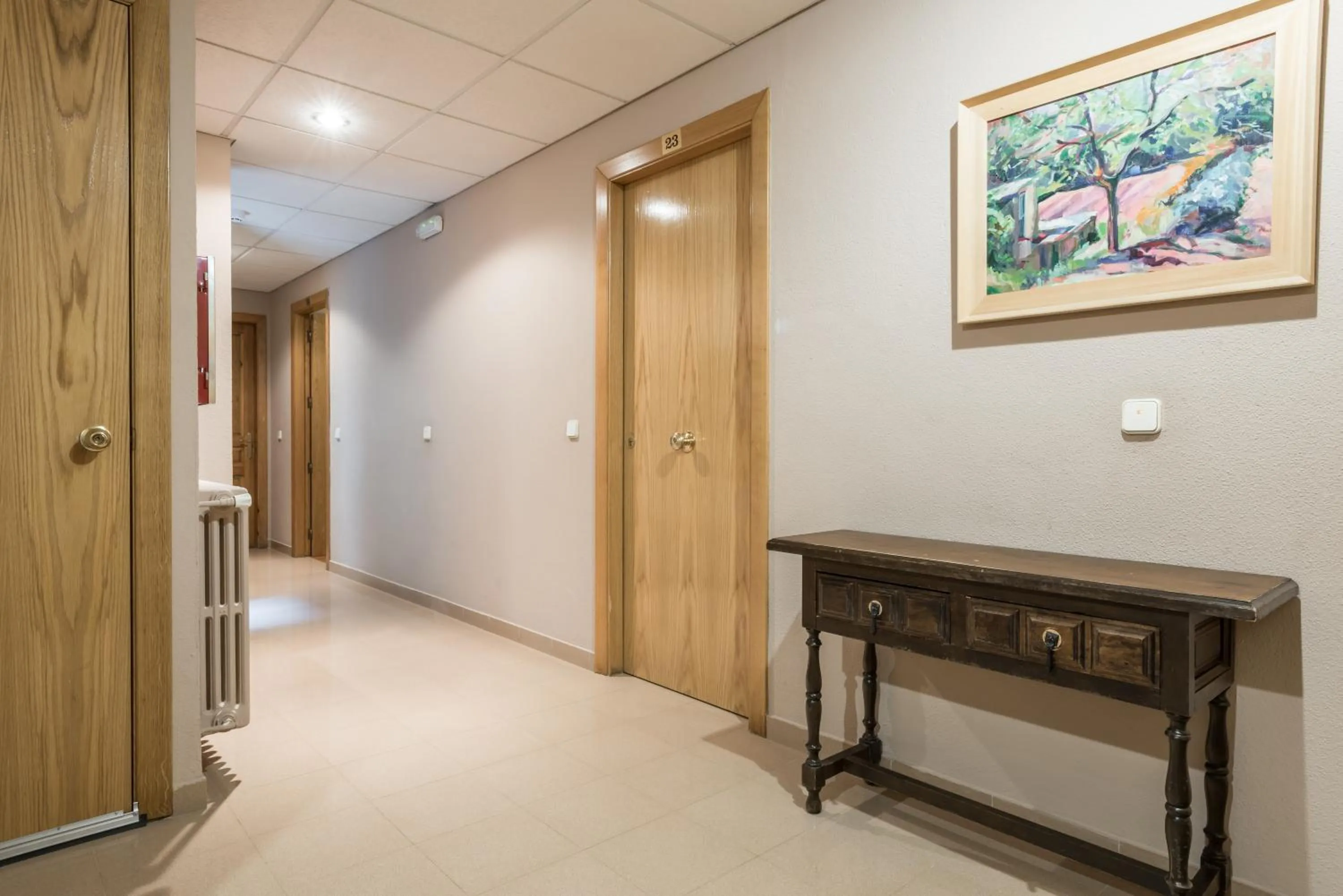 wardrobe in Riu Nere Mountain Apartments