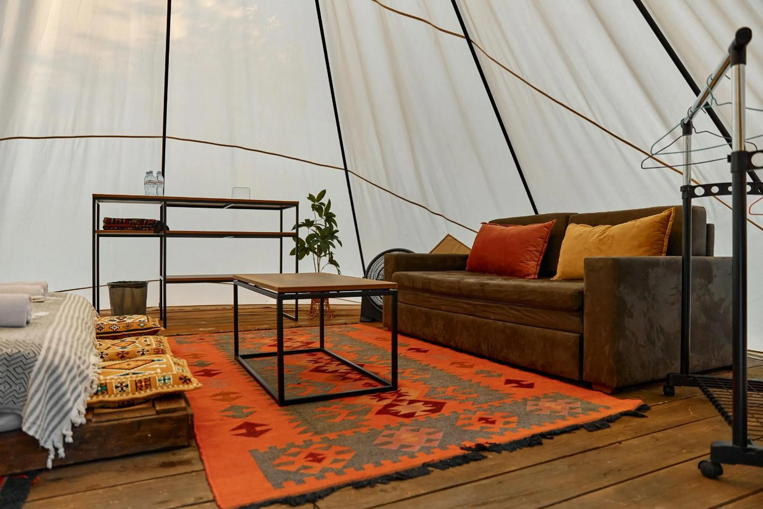 Bed in Gipsy Village Park Hotel