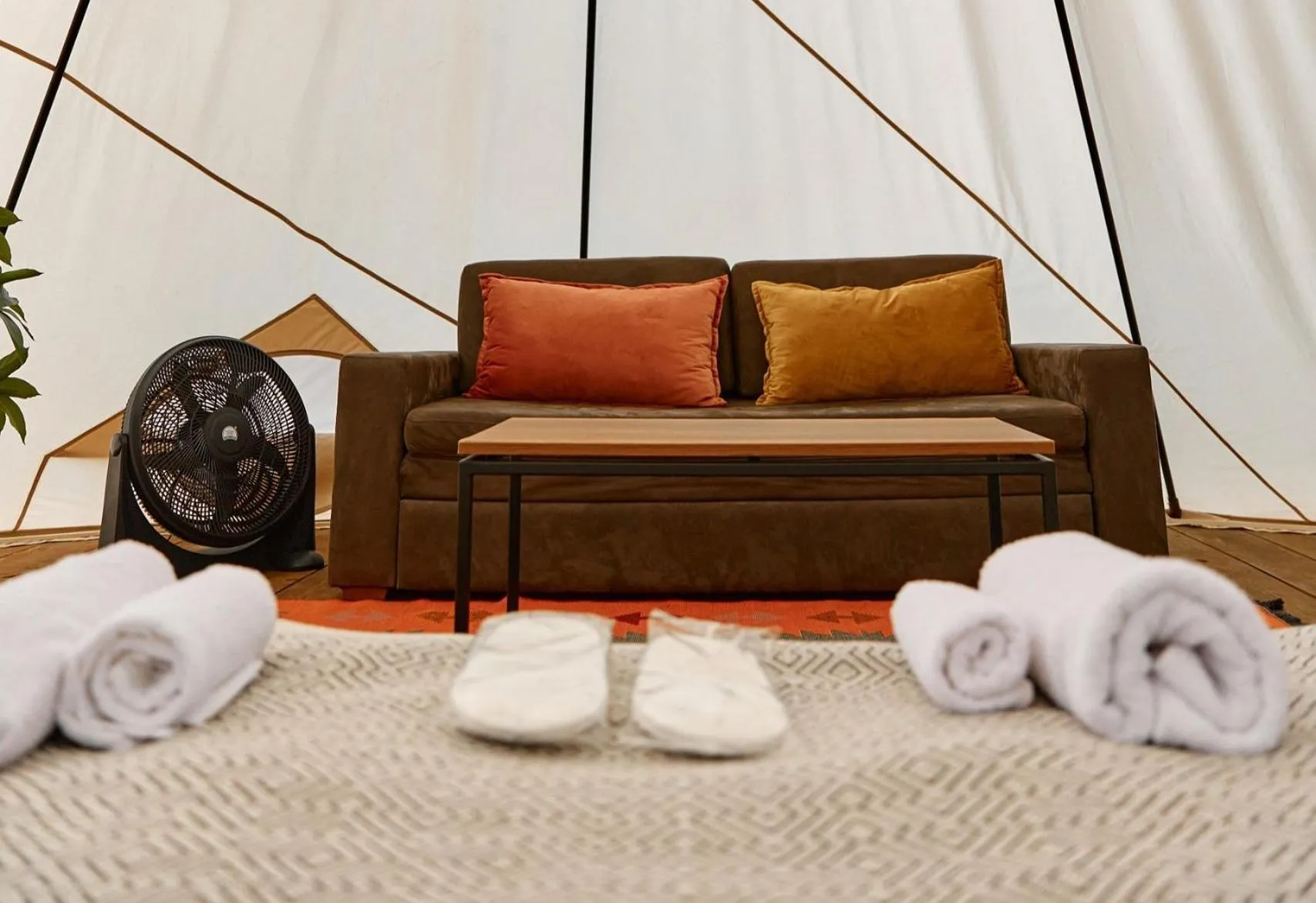 Gipsy Village Park Hotel