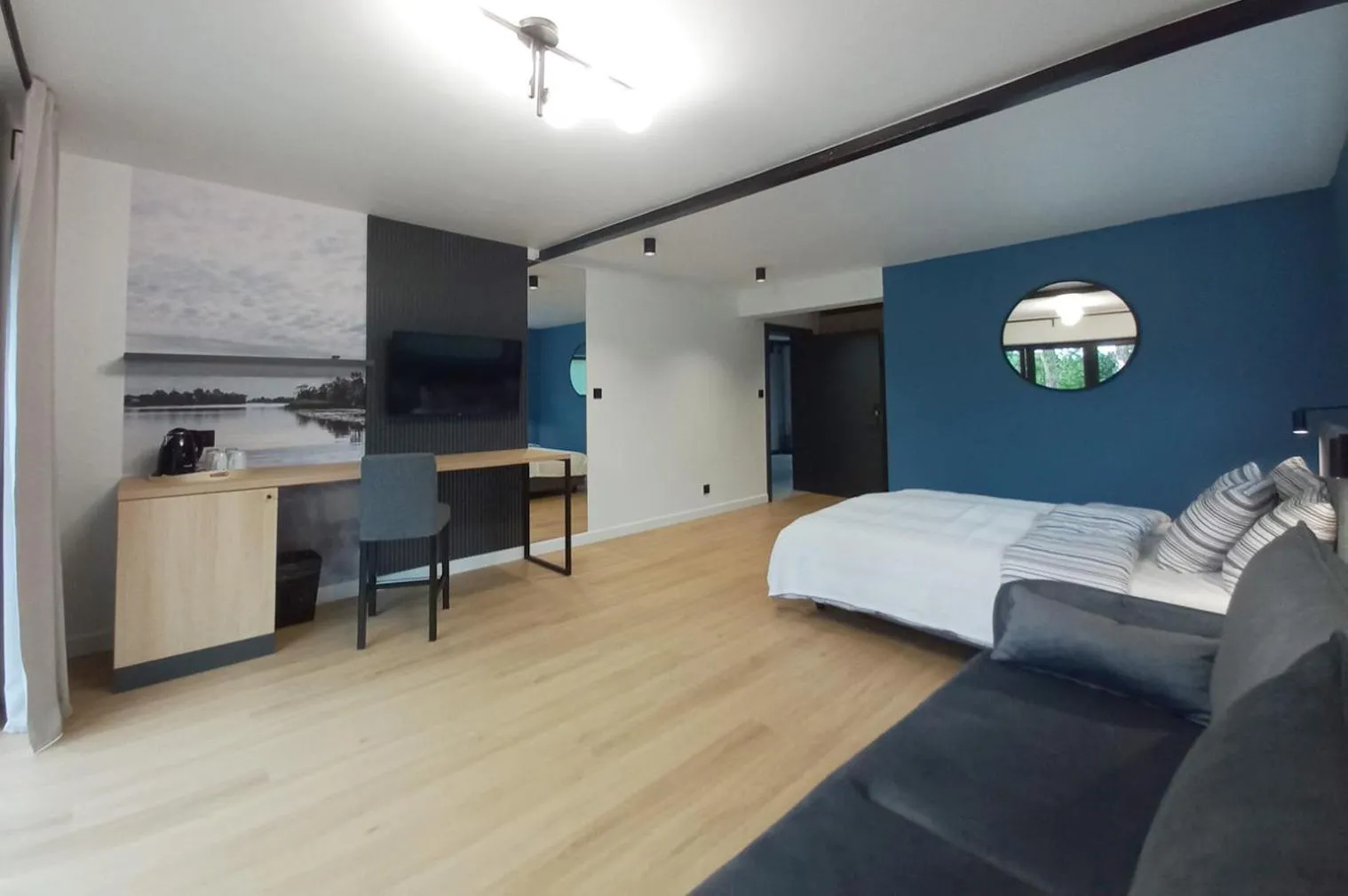 TV and multimedia, Bed in Apartamenty Między Mostami