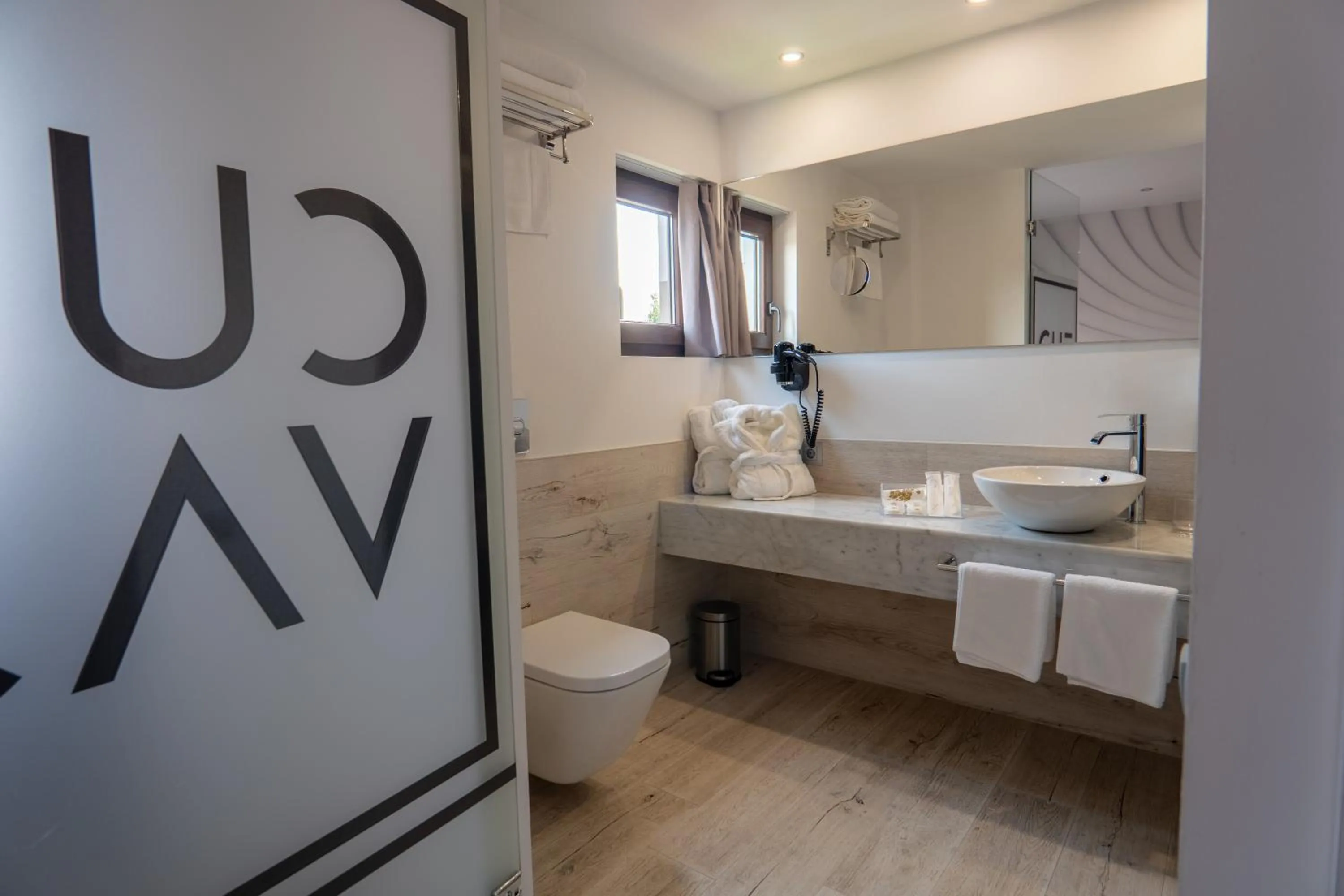 Toilet in Hotel Cuevas - Adults Only