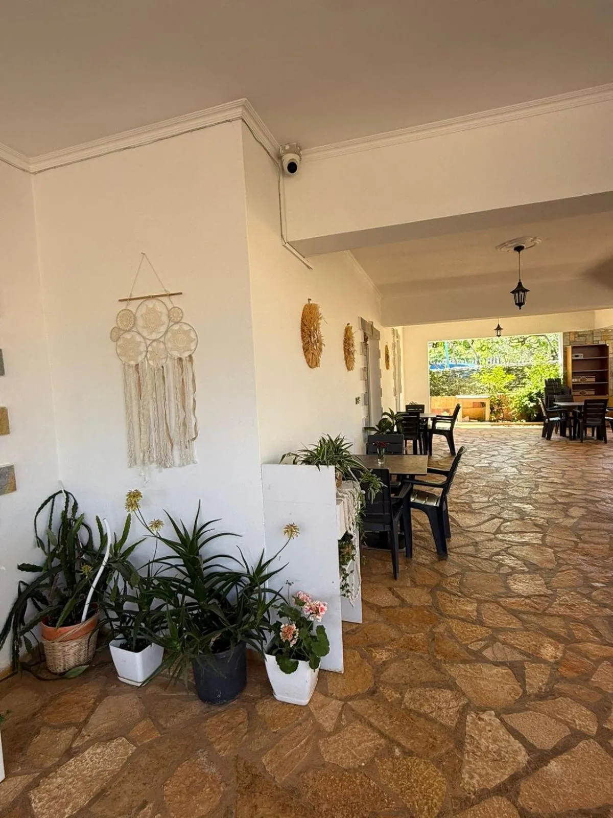 Property building in Hotel de Ksamil