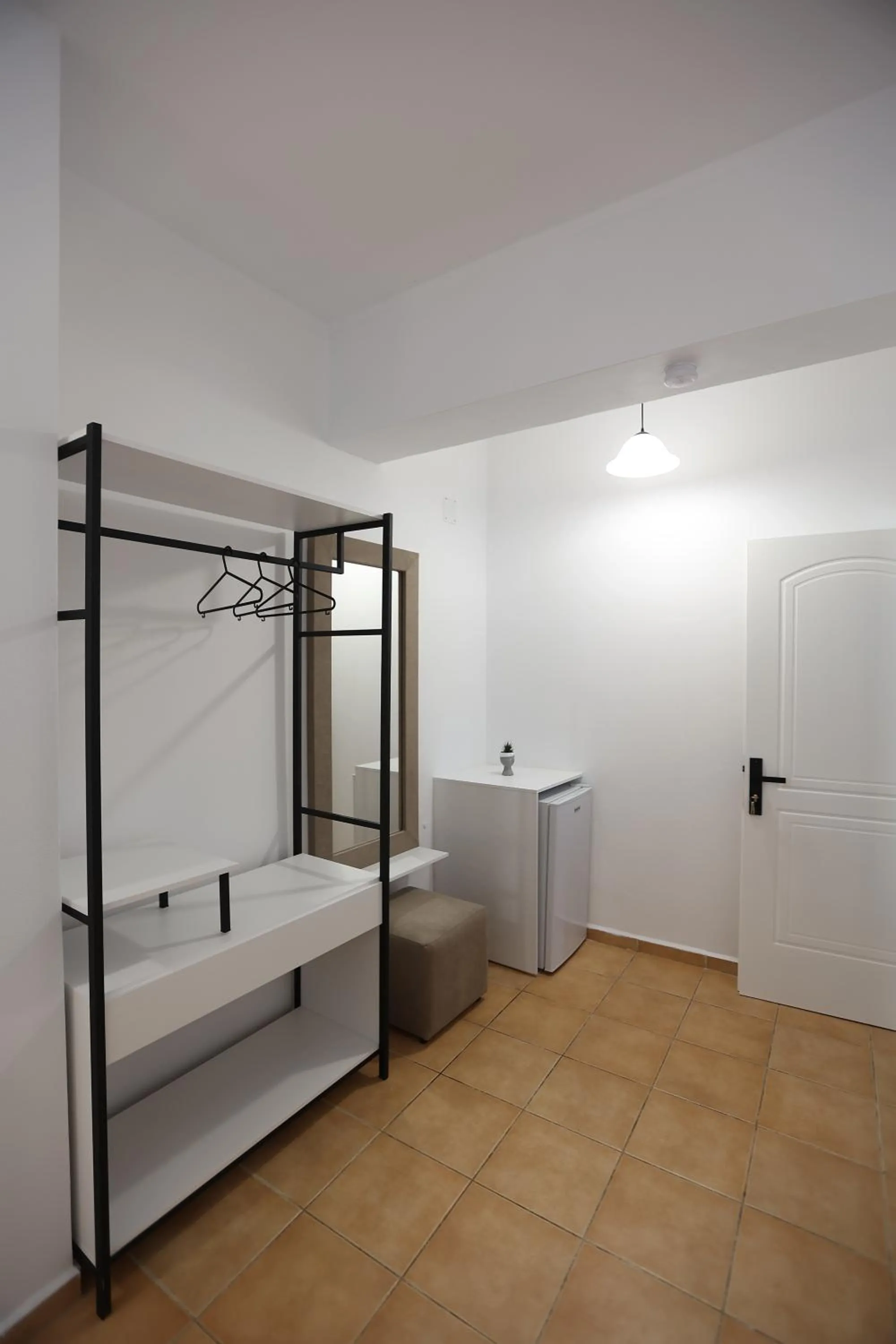wardrobe, Bed in Hotel de Ksamil