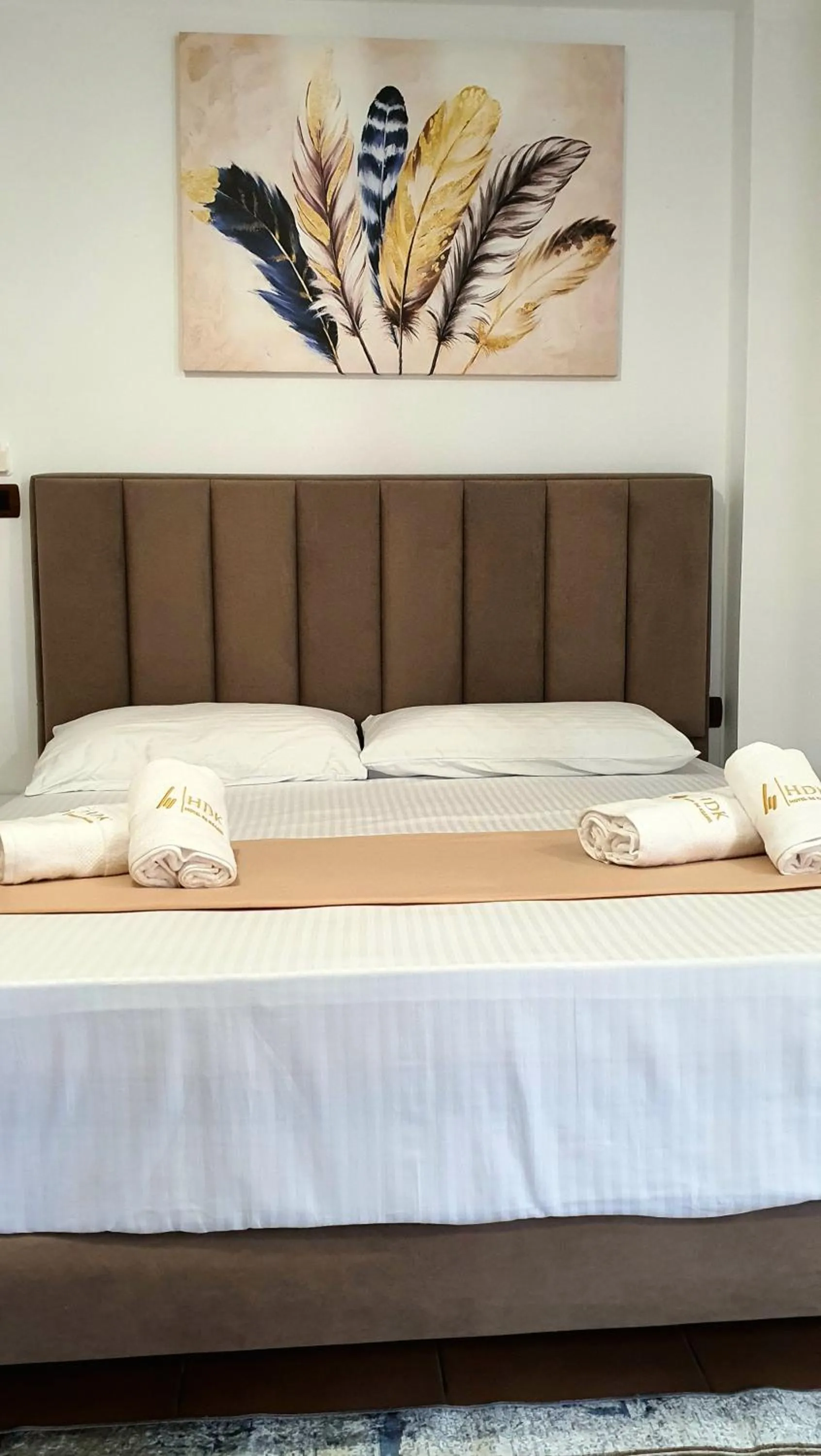 Bed in Hotel de Ksamil