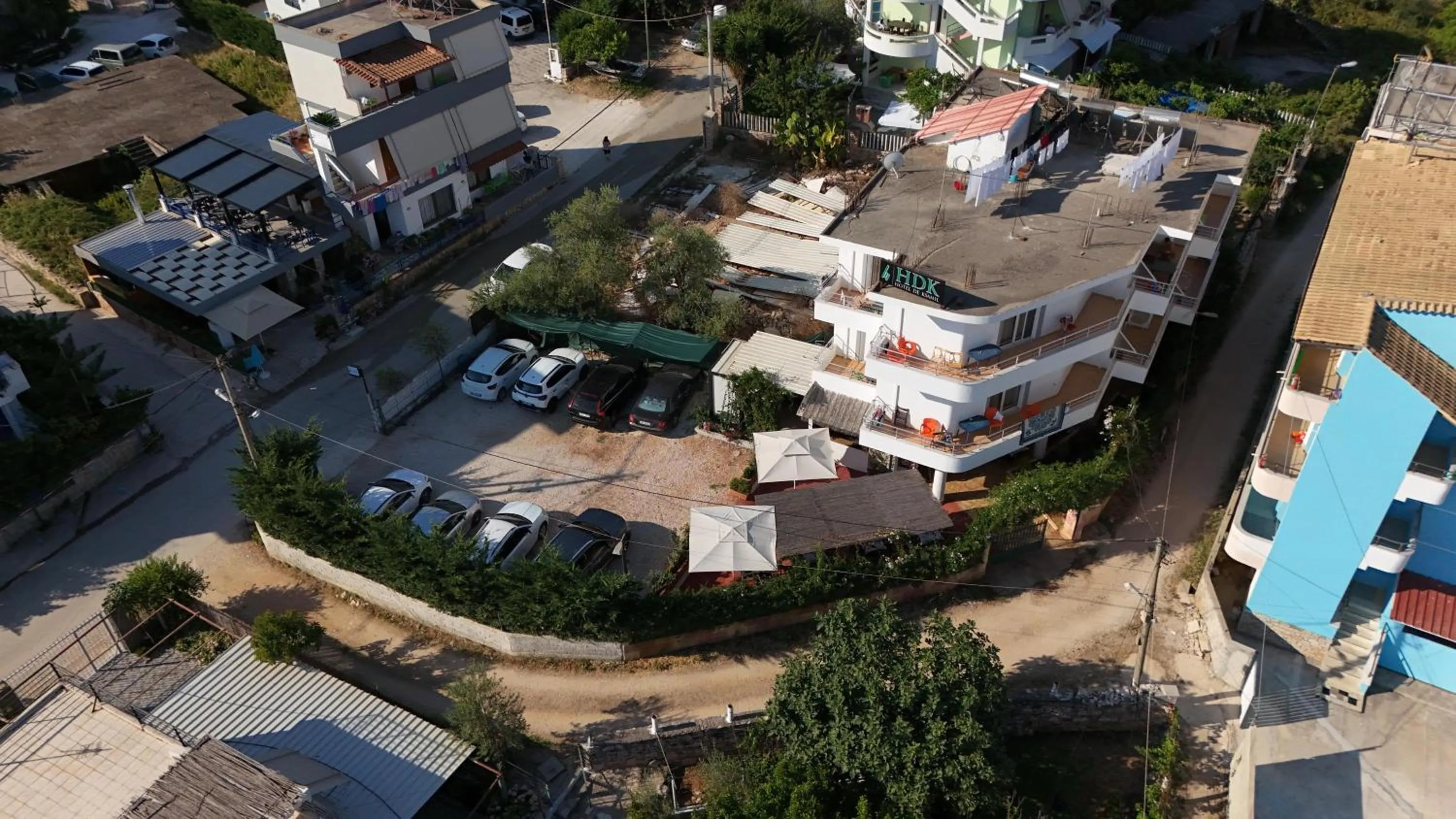 Property building in Hotel de Ksamil