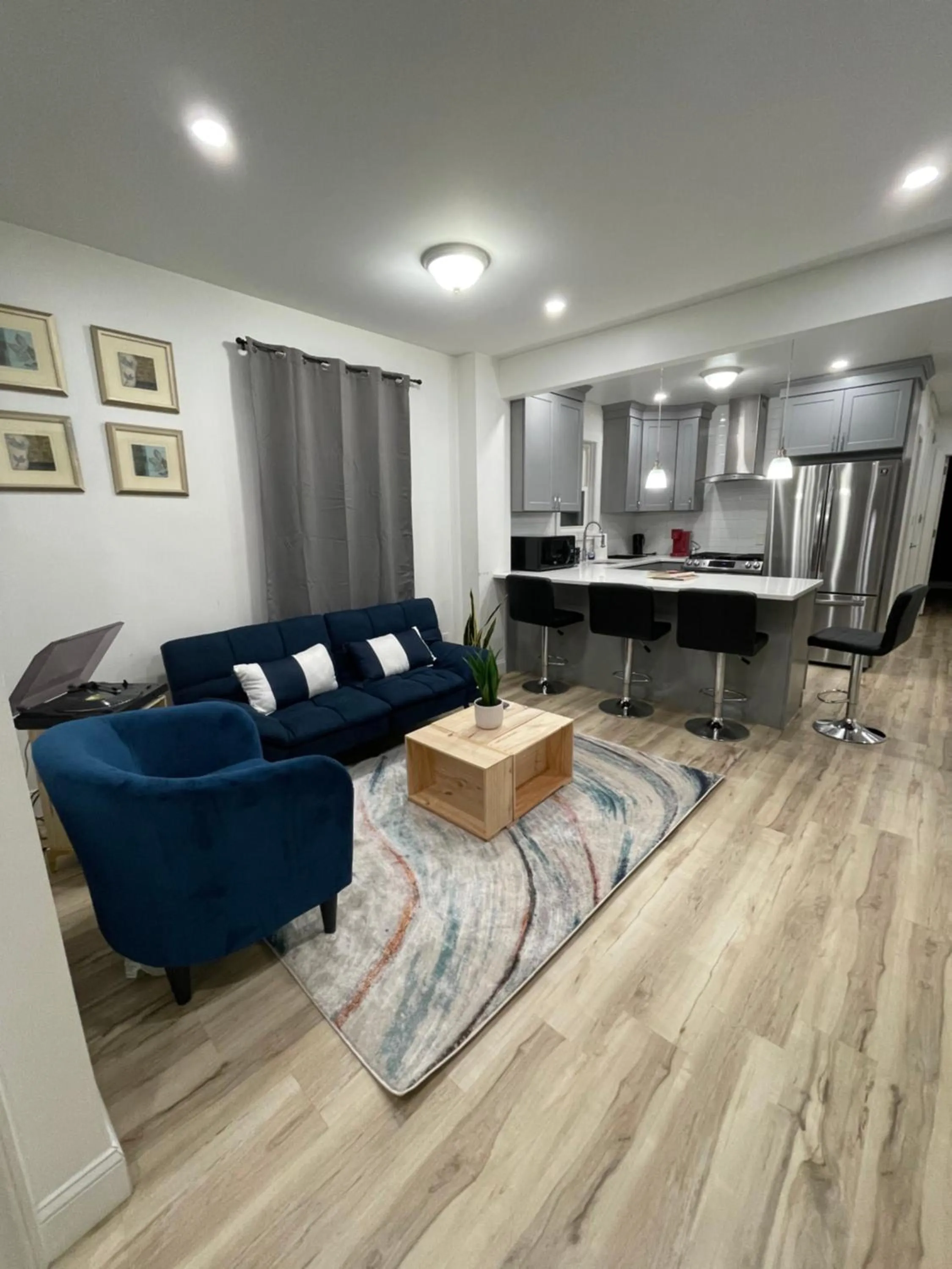 Living room in Modern Luxury Apartment near NYC