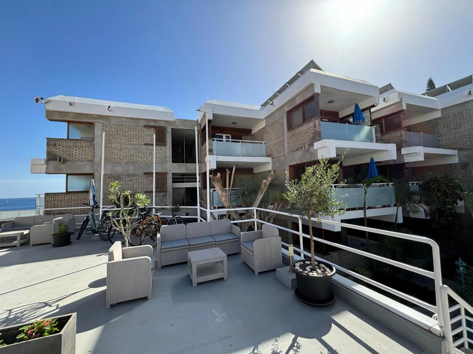 Property building in Apartamentos El Paseo