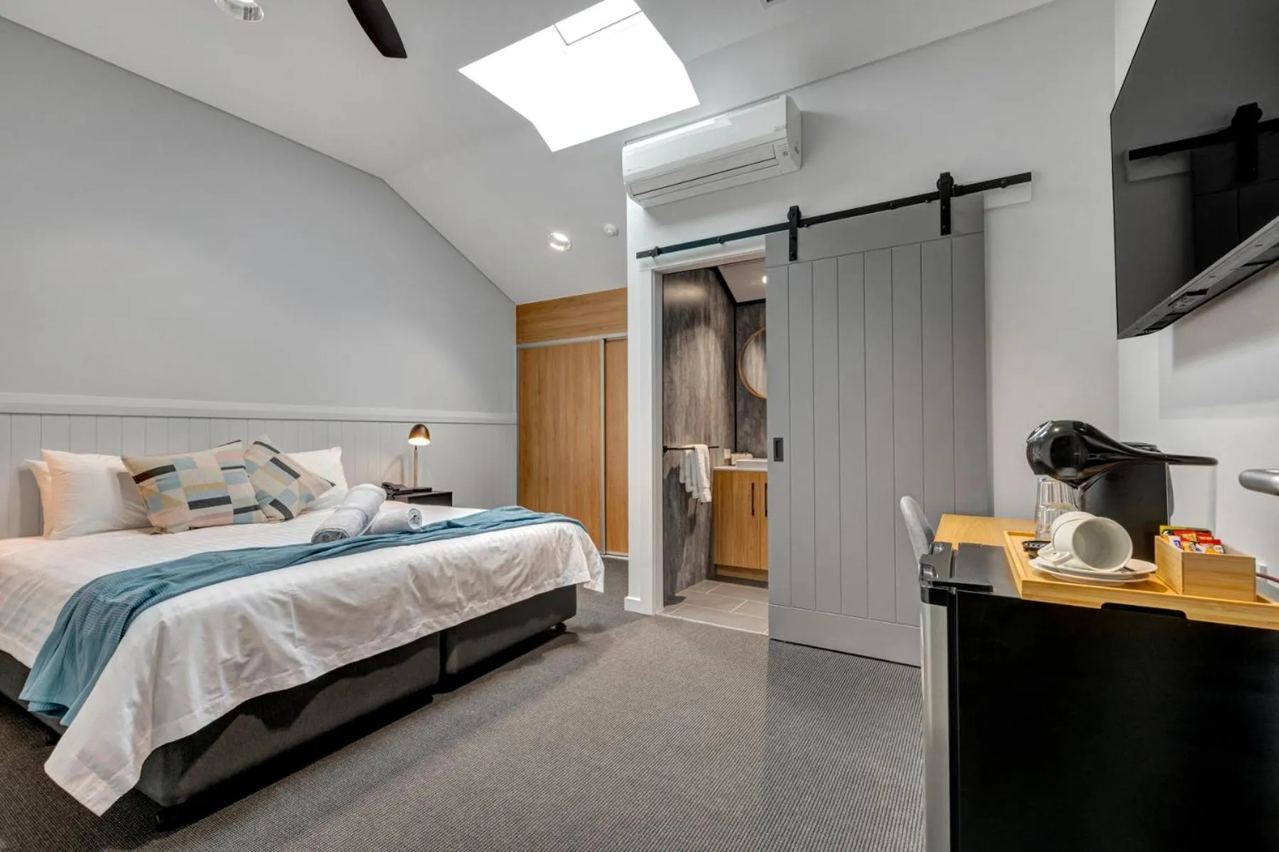 Bed in Gawler Arms Hotel