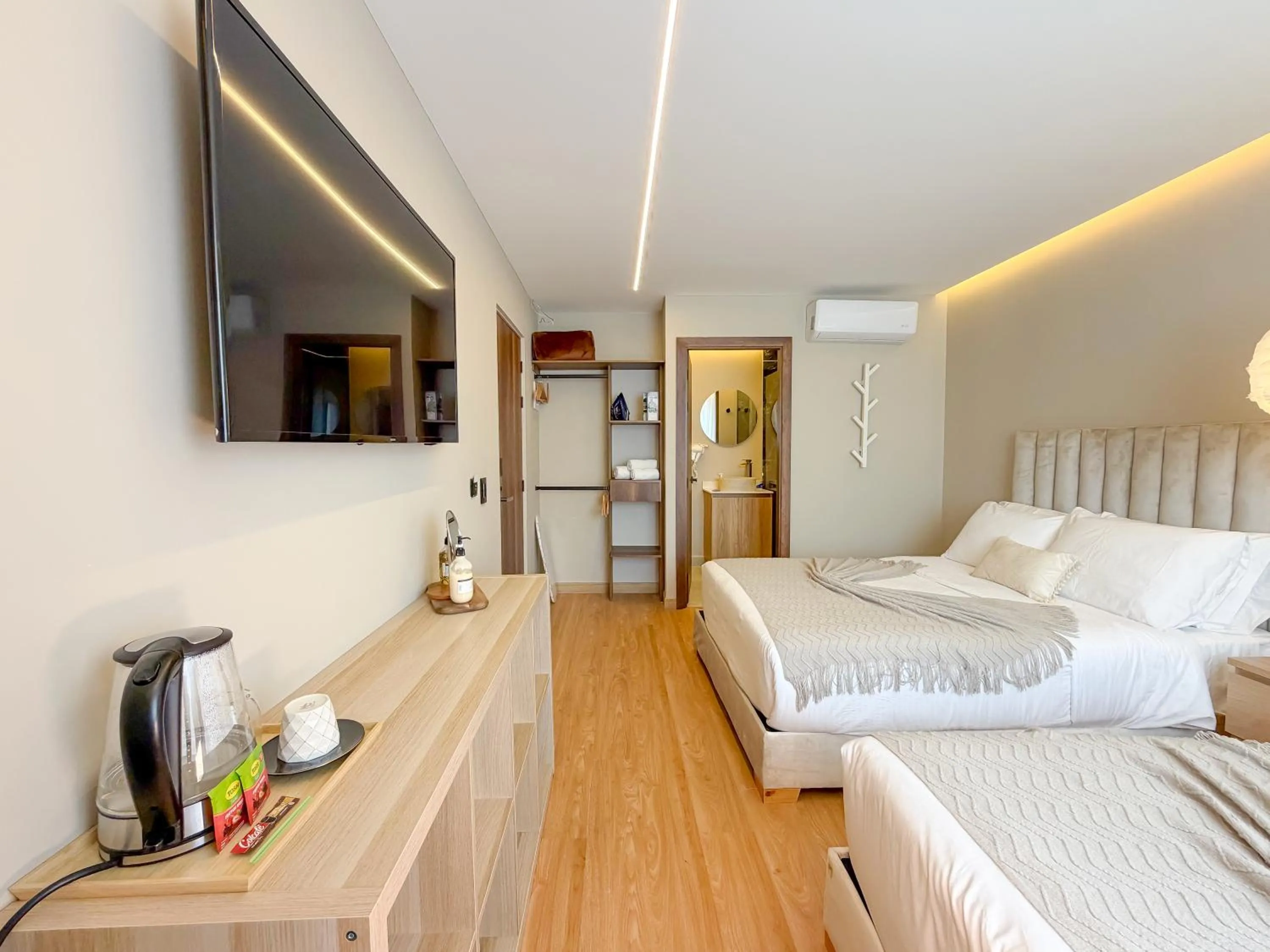 Bedroom, Bed in Hotel Recuerdos de mi Tierra El Poblado Provenza