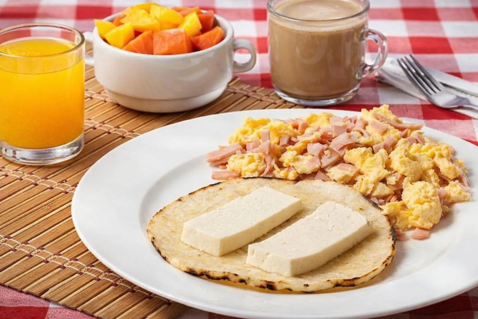 Breakfast in Hotel Recuerdos de mi Tierra El Poblado Provenza