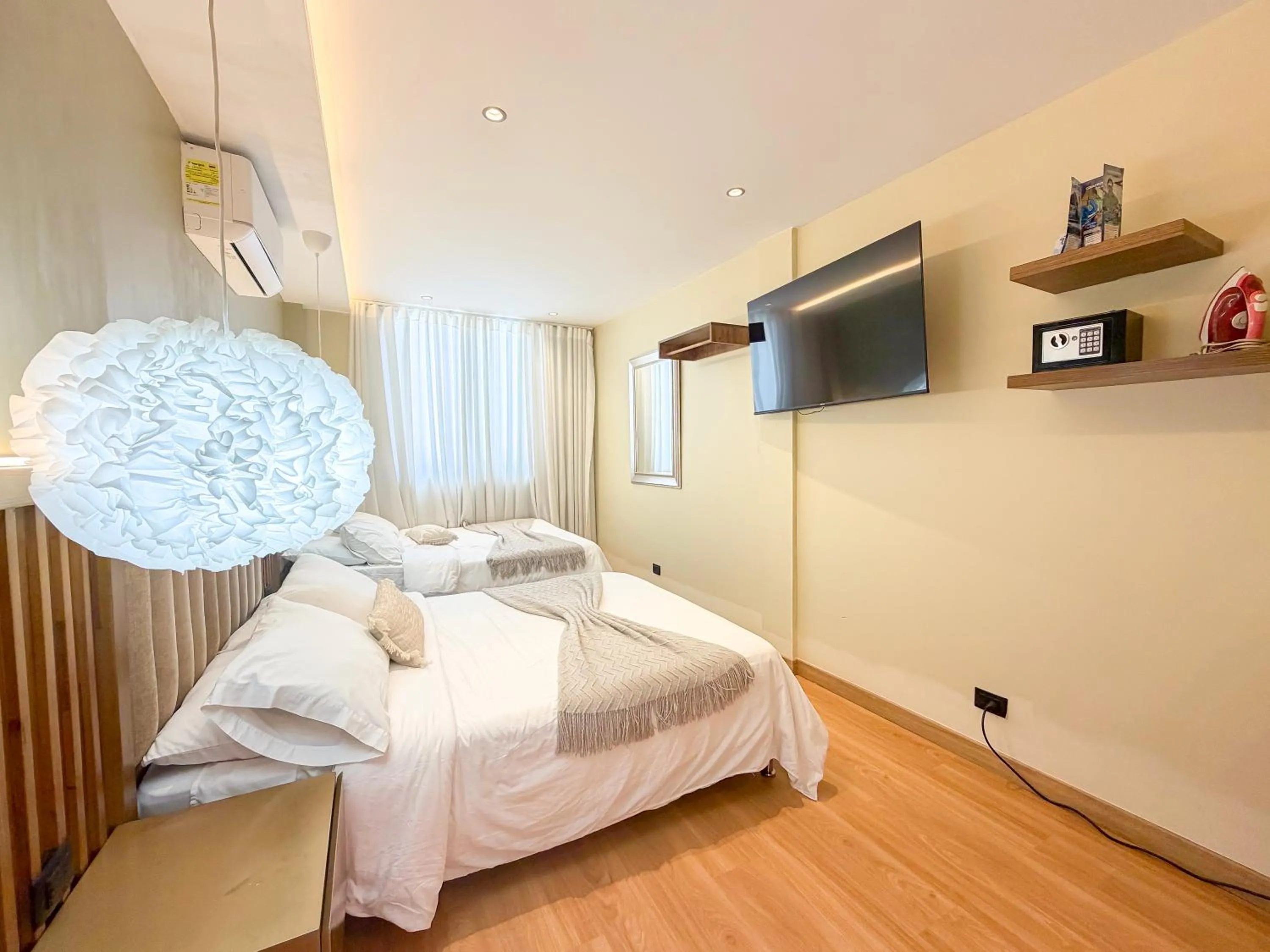 Photo of the whole room, Bed in Hotel Recuerdos de mi Tierra El Poblado Provenza