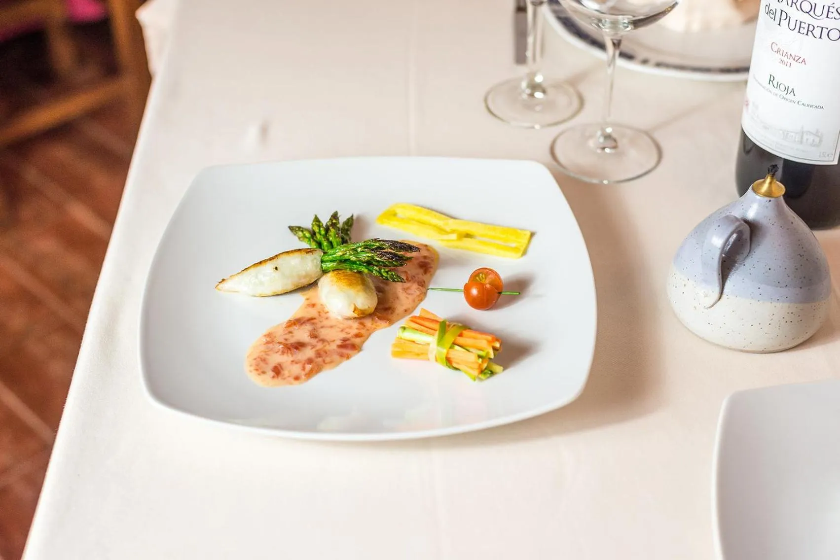 Lunch in Cortijo De Tajar