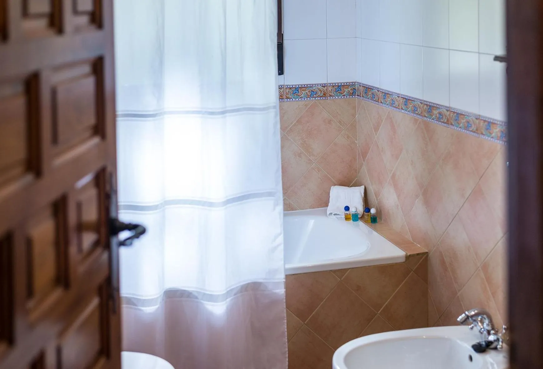 Bathroom in Cortijo De Tajar
