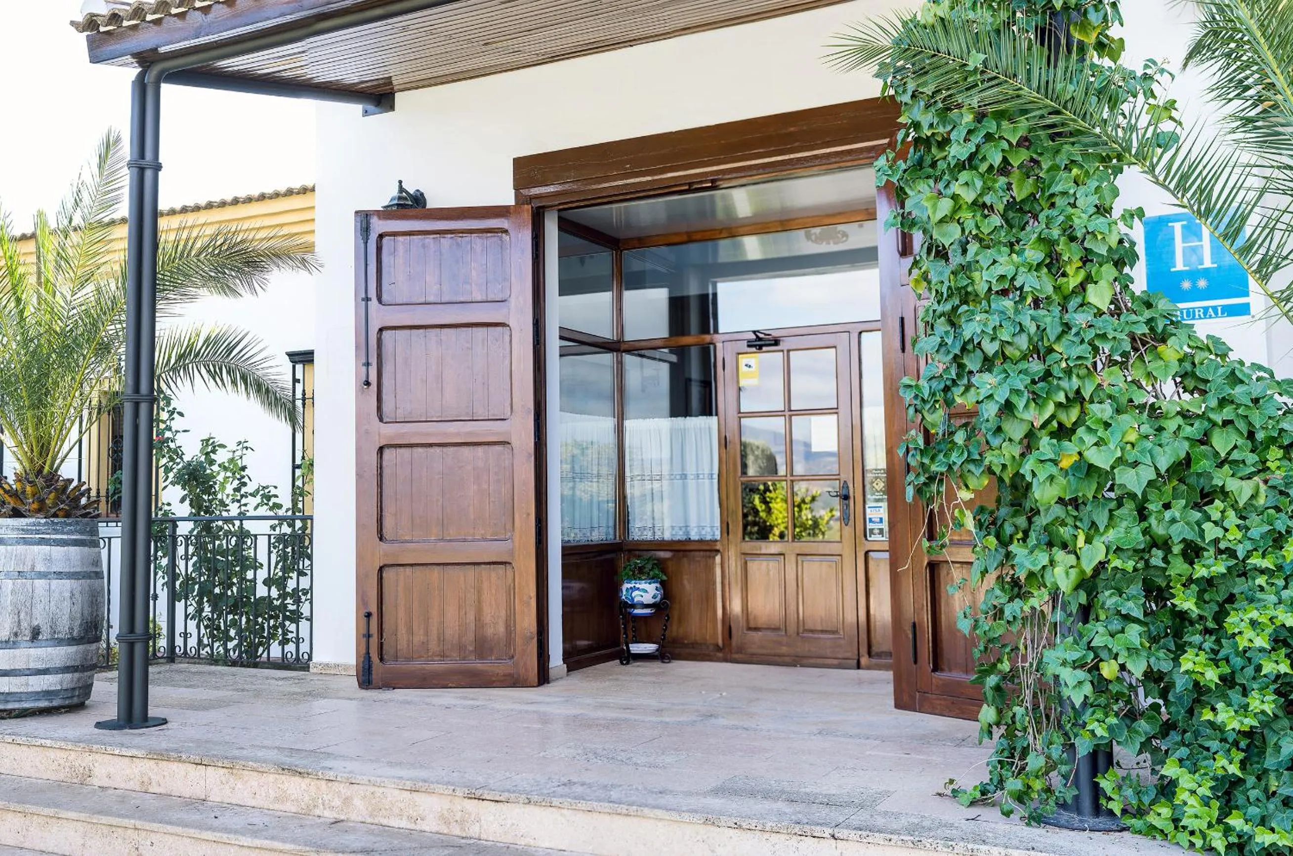 Facade/entrance in Cortijo De Tajar