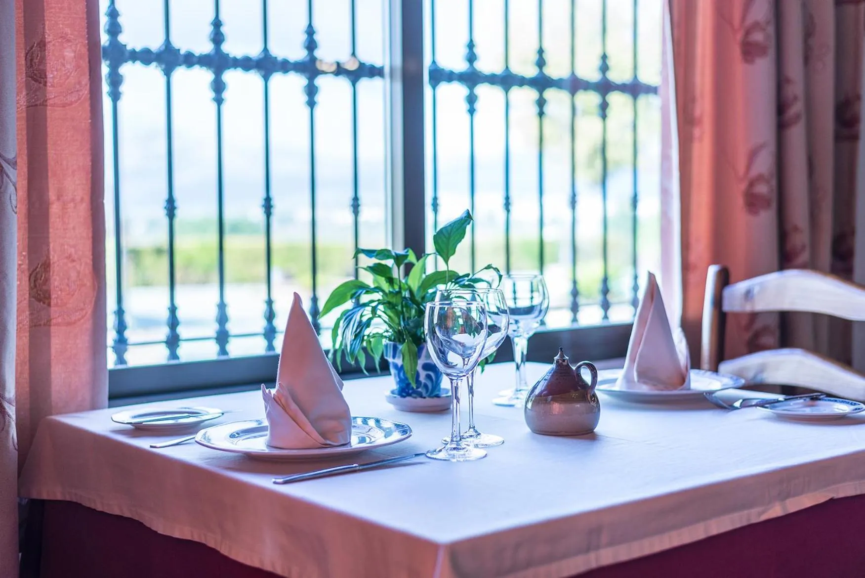 Restaurant/places to eat in Cortijo De Tajar