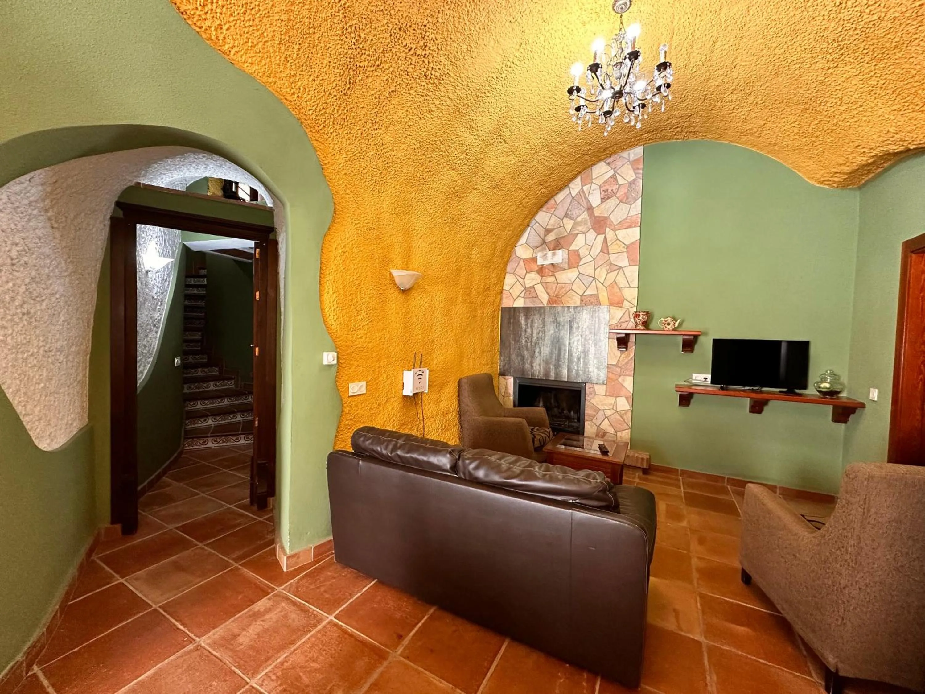 TV and multimedia in Cuevas La Granja