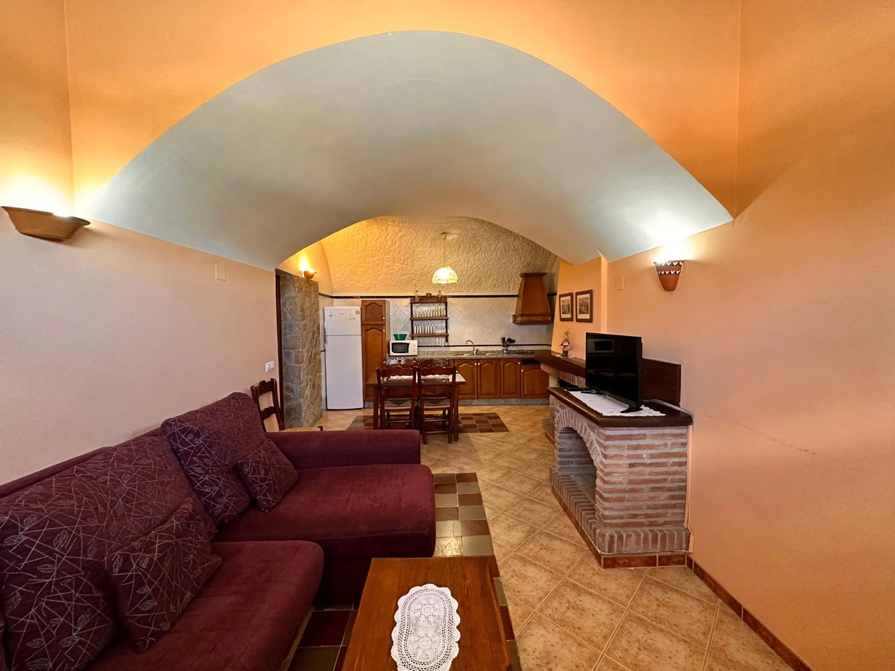 TV and multimedia in Cuevas La Granja