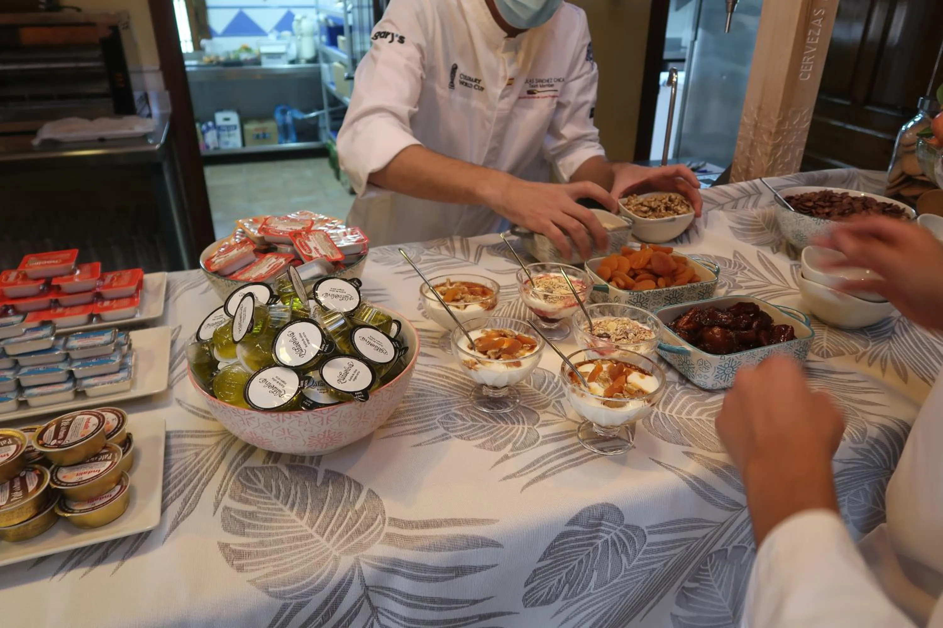 Breakfast in Cuevas La Granja