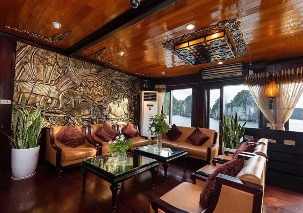 Communal lounge/ TV room in Arcady Boutique Cruise