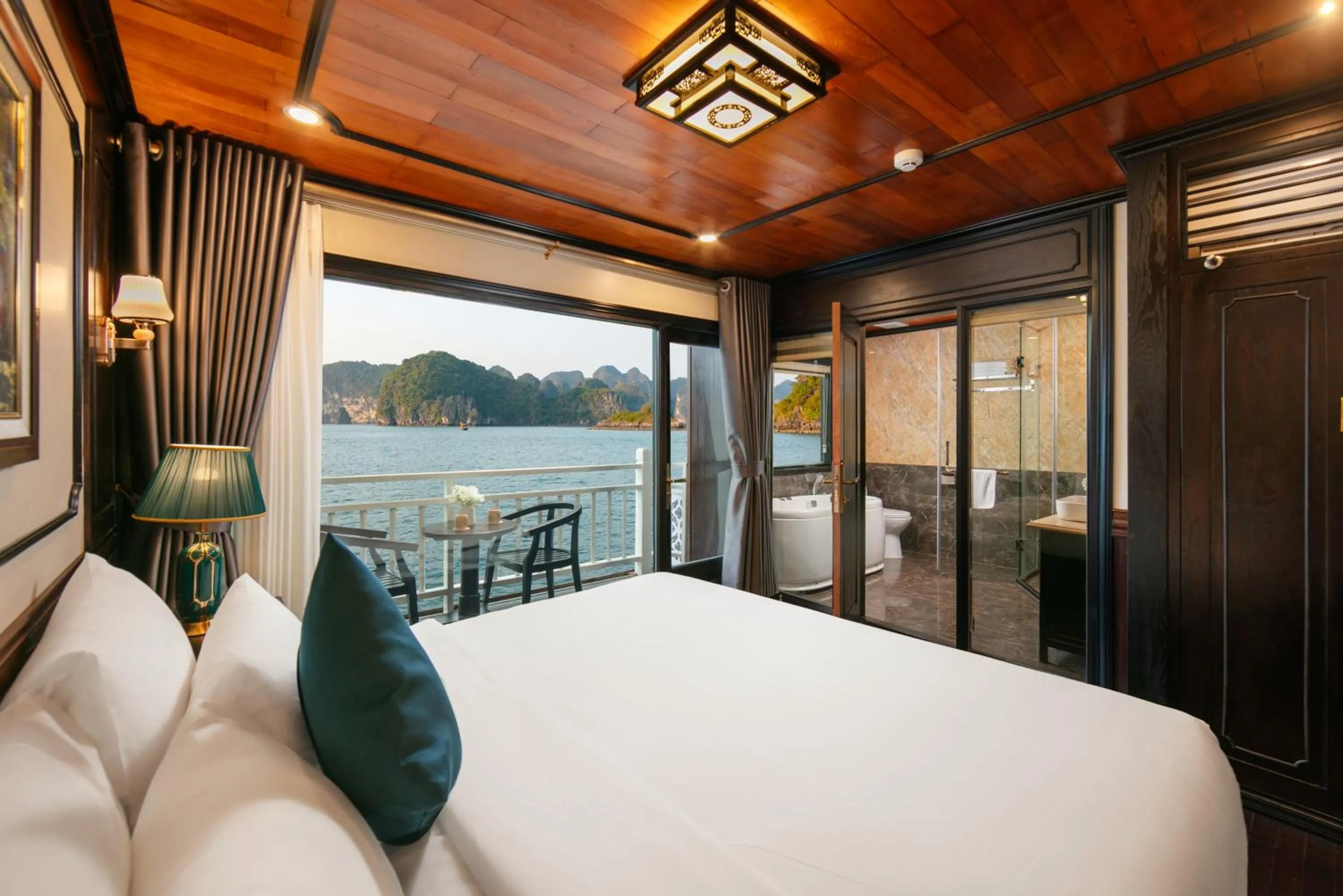 Natural landscape, Bed in Arcady Boutique Cruise