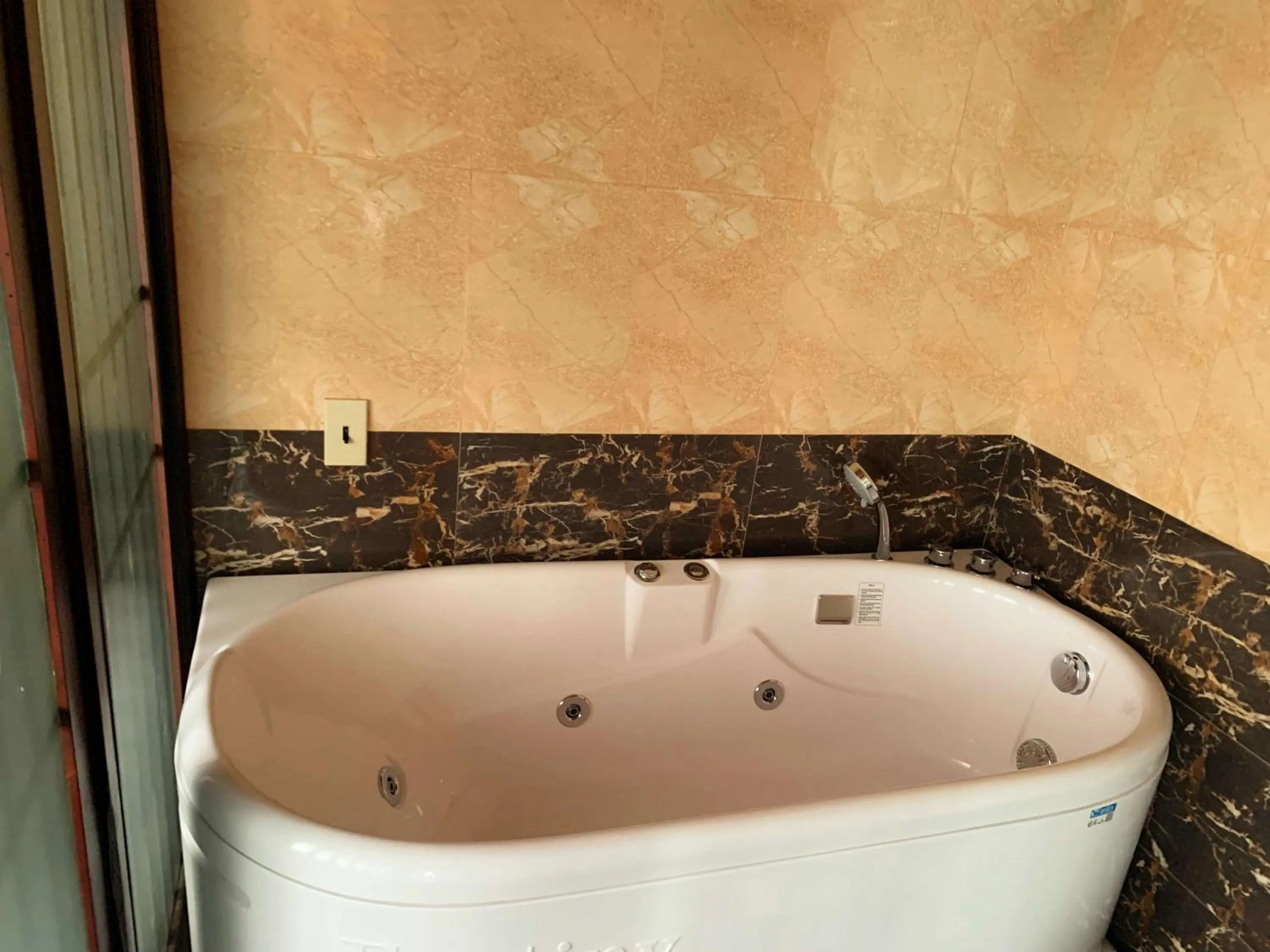 Hot Tub in Arcady Boutique Cruise