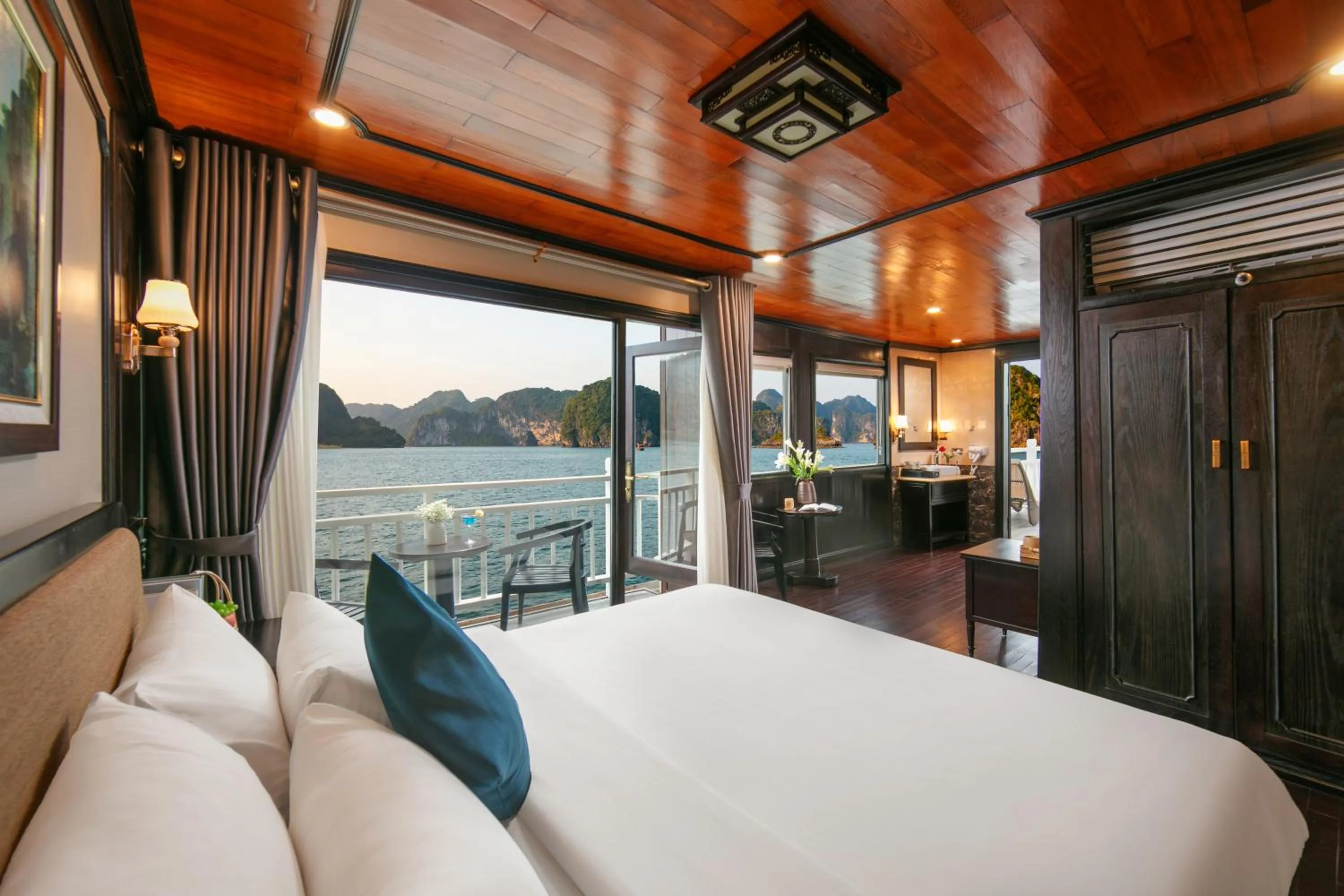 Bed in Arcady Boutique Cruise