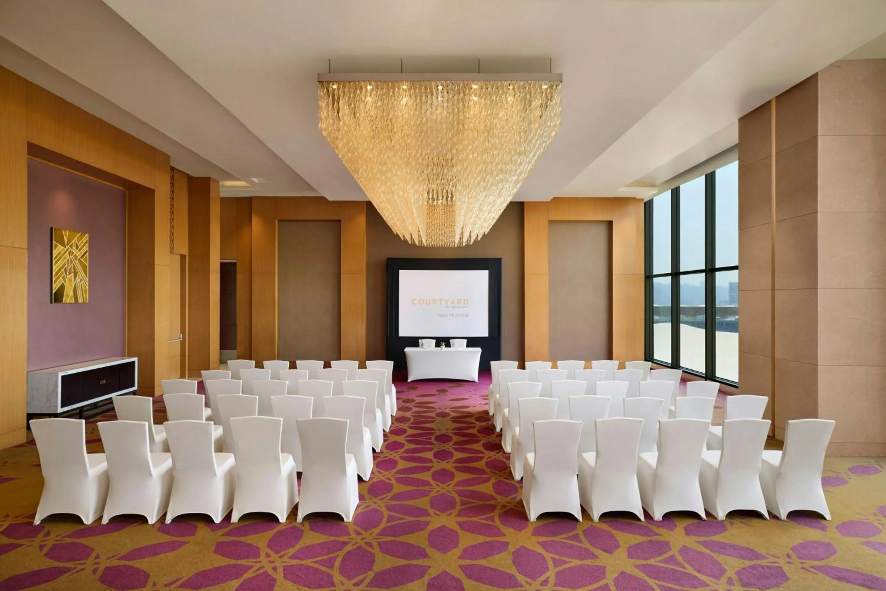 Banquet/Function facilities in Courtyard by Marriott Navi Mumbai