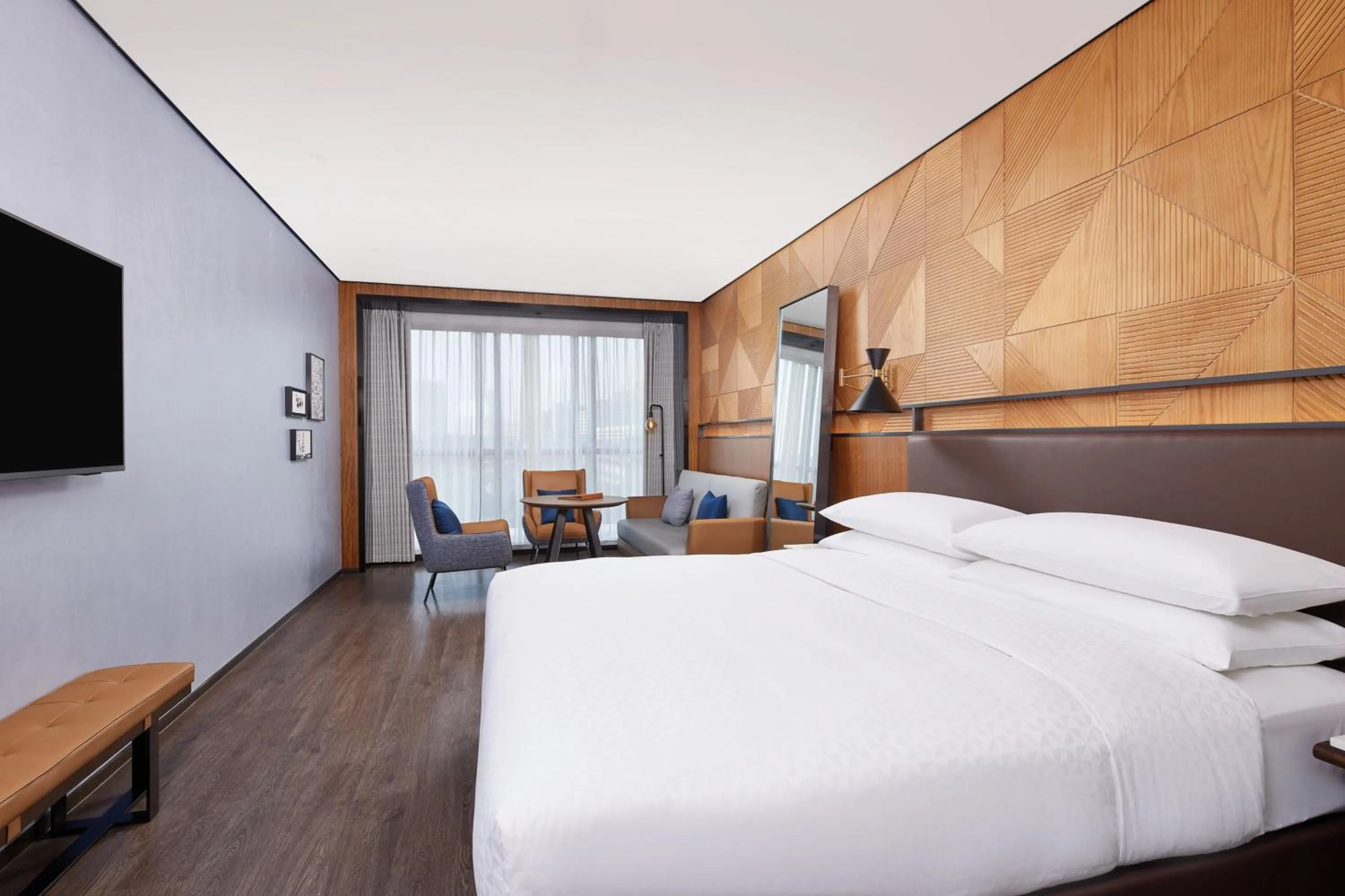 Photo of the whole room, Bed in Four Points by Sheraton Yiyang
