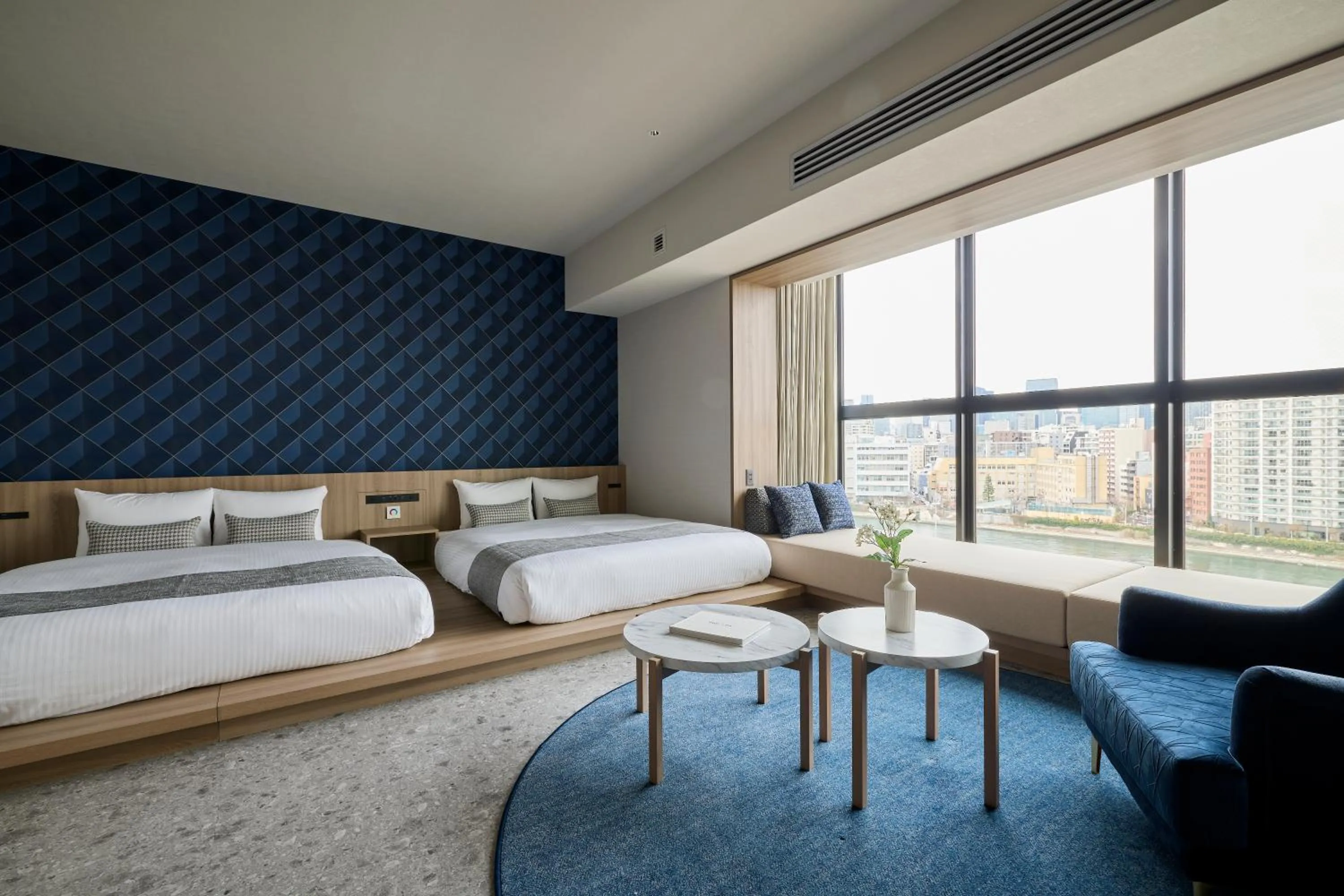 Living room, Bed in fav TOKYO RYOGOKU