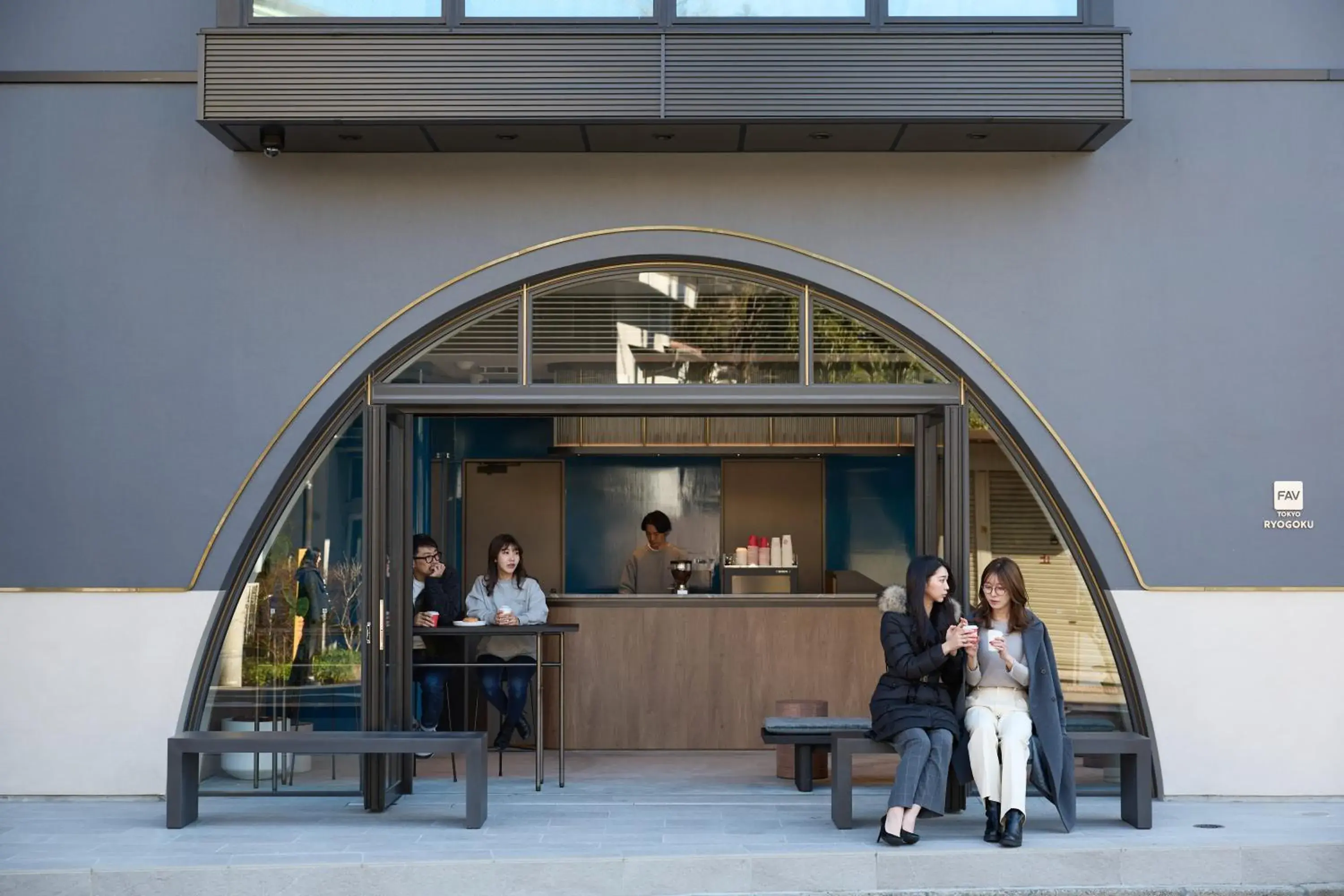 fav TOKYO RYOGOKU fav TOKYO RYOGOKU