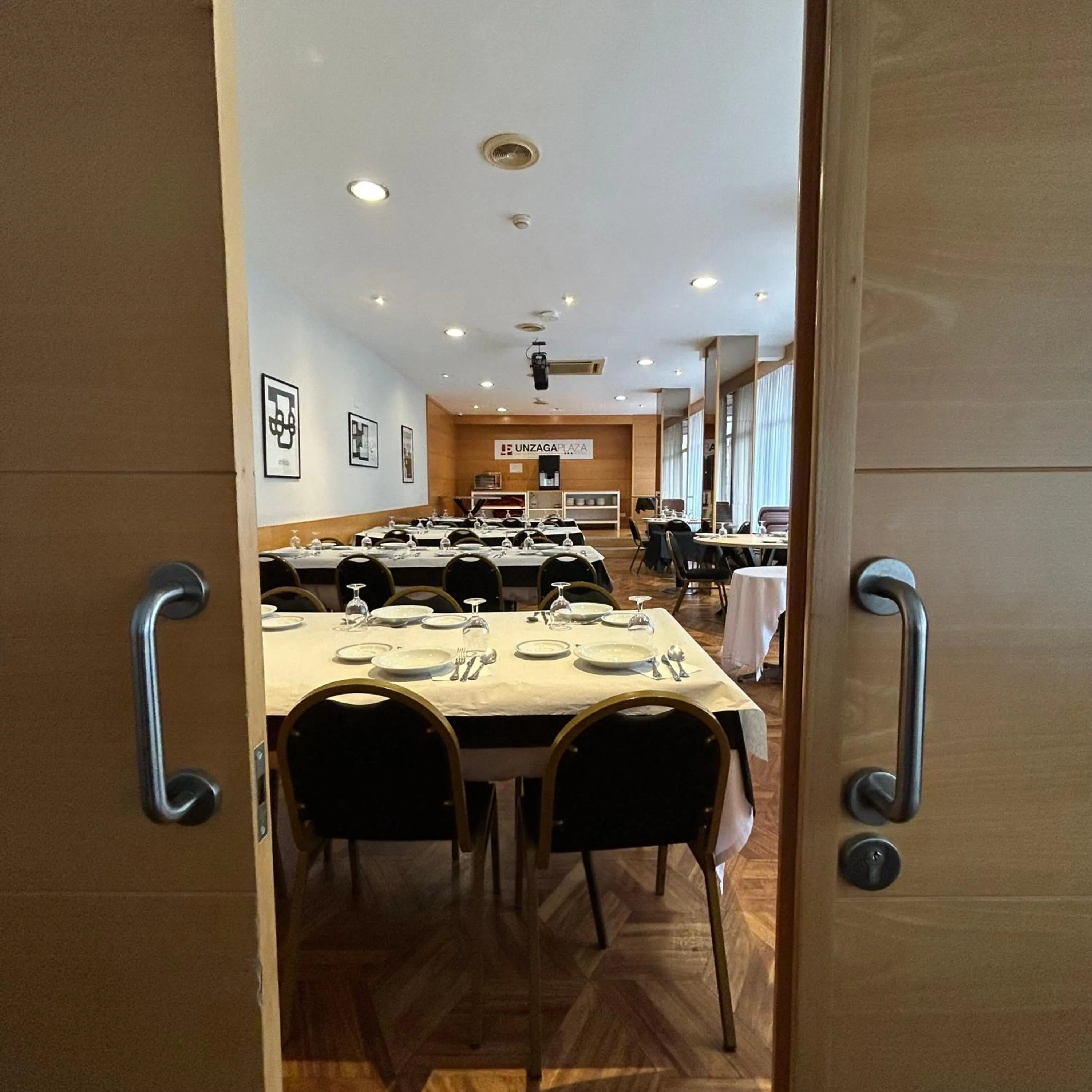 Hotel Unzaga Plaza
