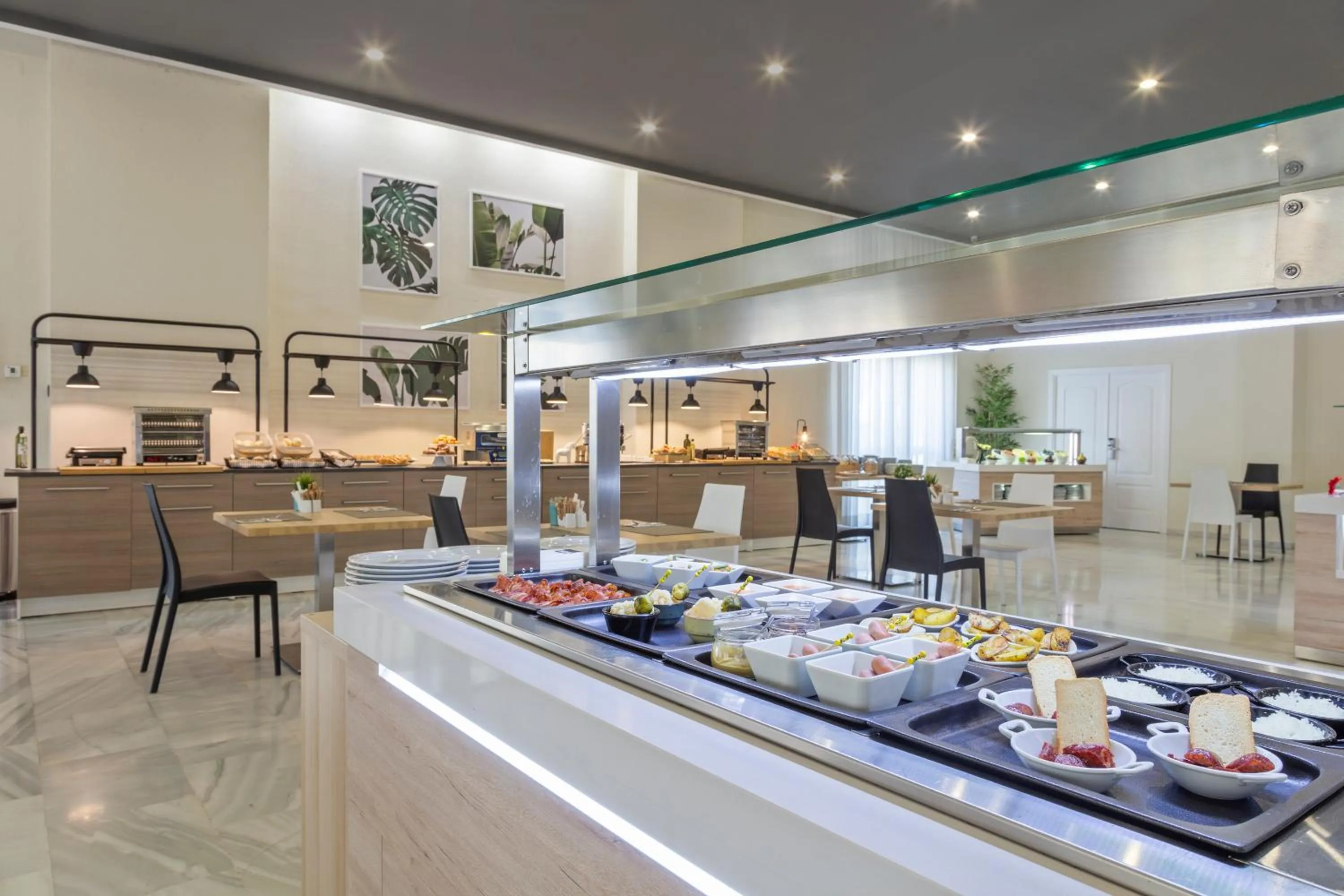 Restaurant/places to eat in Hotel TRH La Motilla