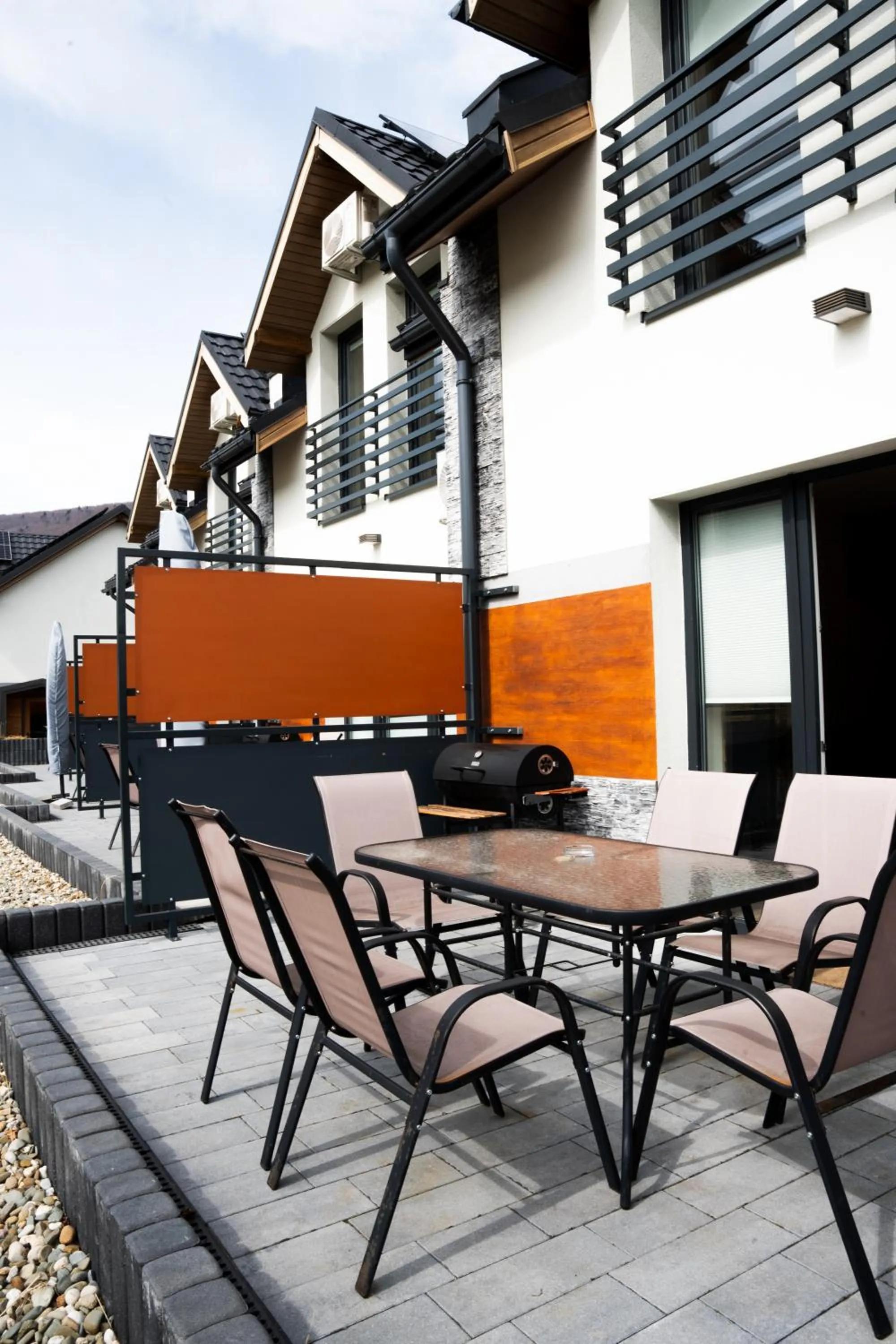 Nad Lipami - apartament z tarasem blisko stoku Sczyrk