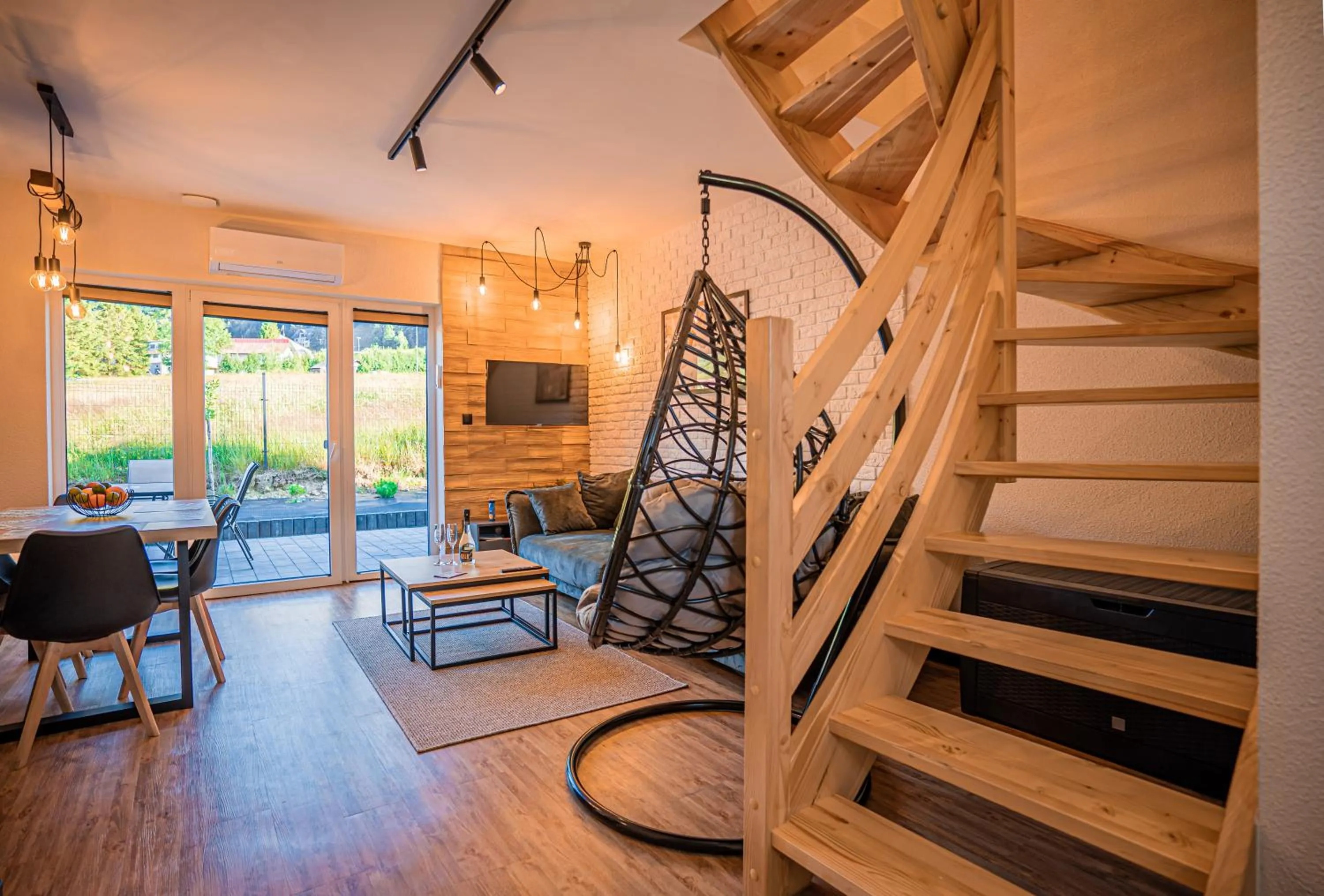 Nad Lipami - apartament z tarasem blisko stoku Sczyrk