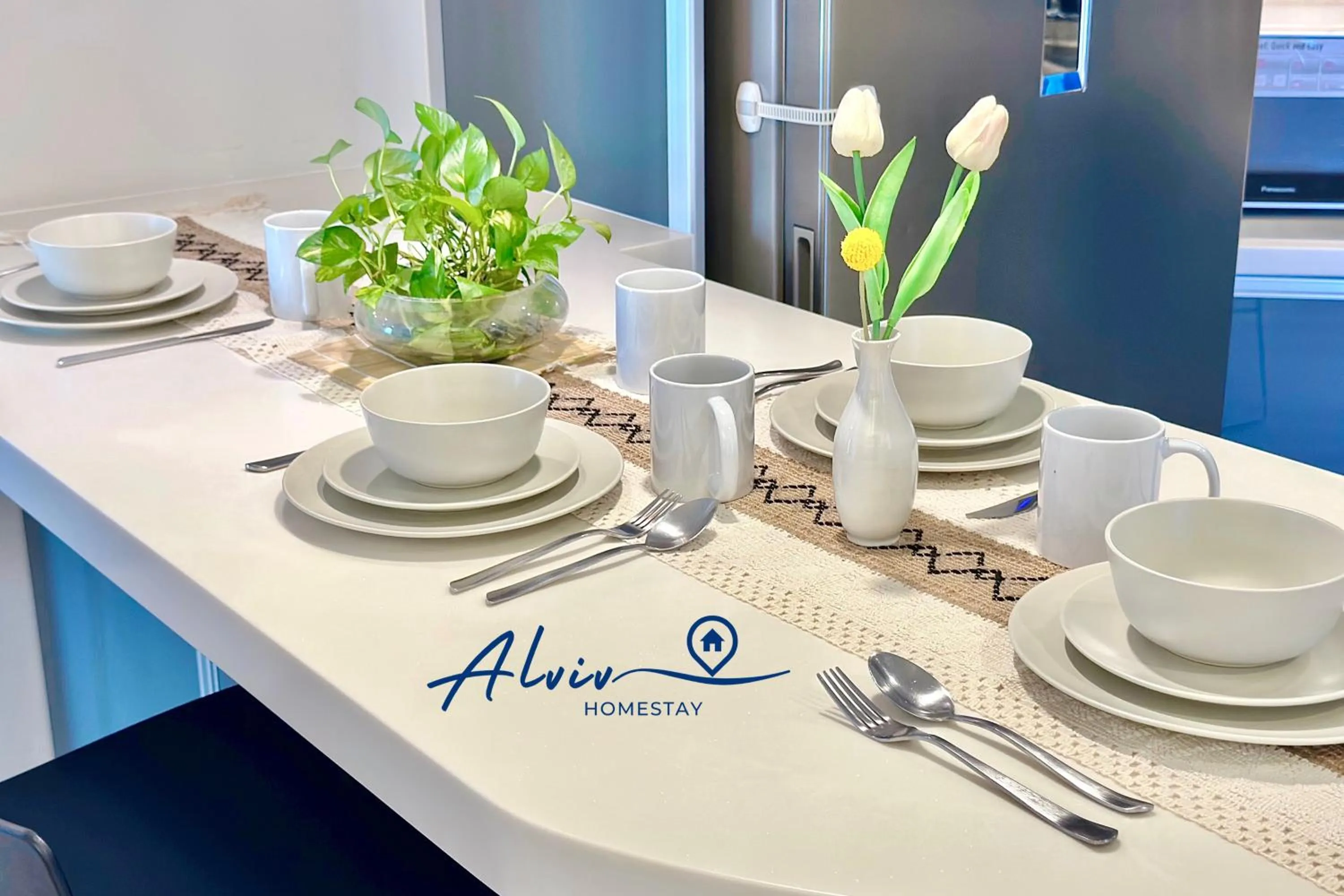 Dining area in Atlantis Melaka I 5-10pax I 5min JonkerSt BY Alviv Management