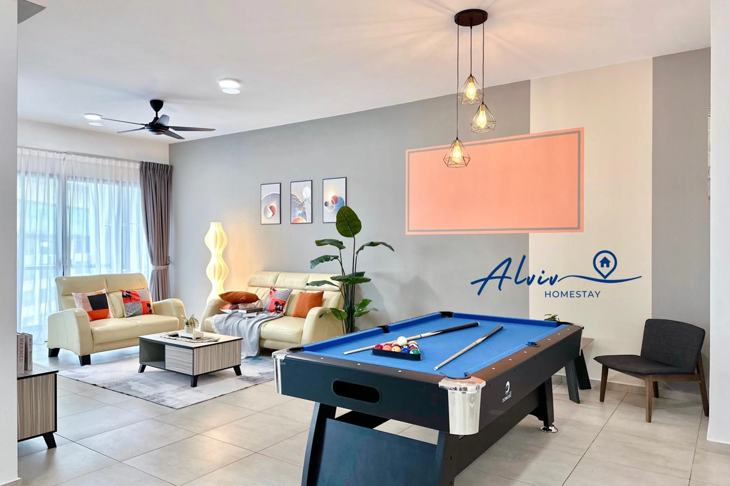 Living room in Atlantis Melaka I 5-10pax I 5min JonkerSt BY Alviv Management