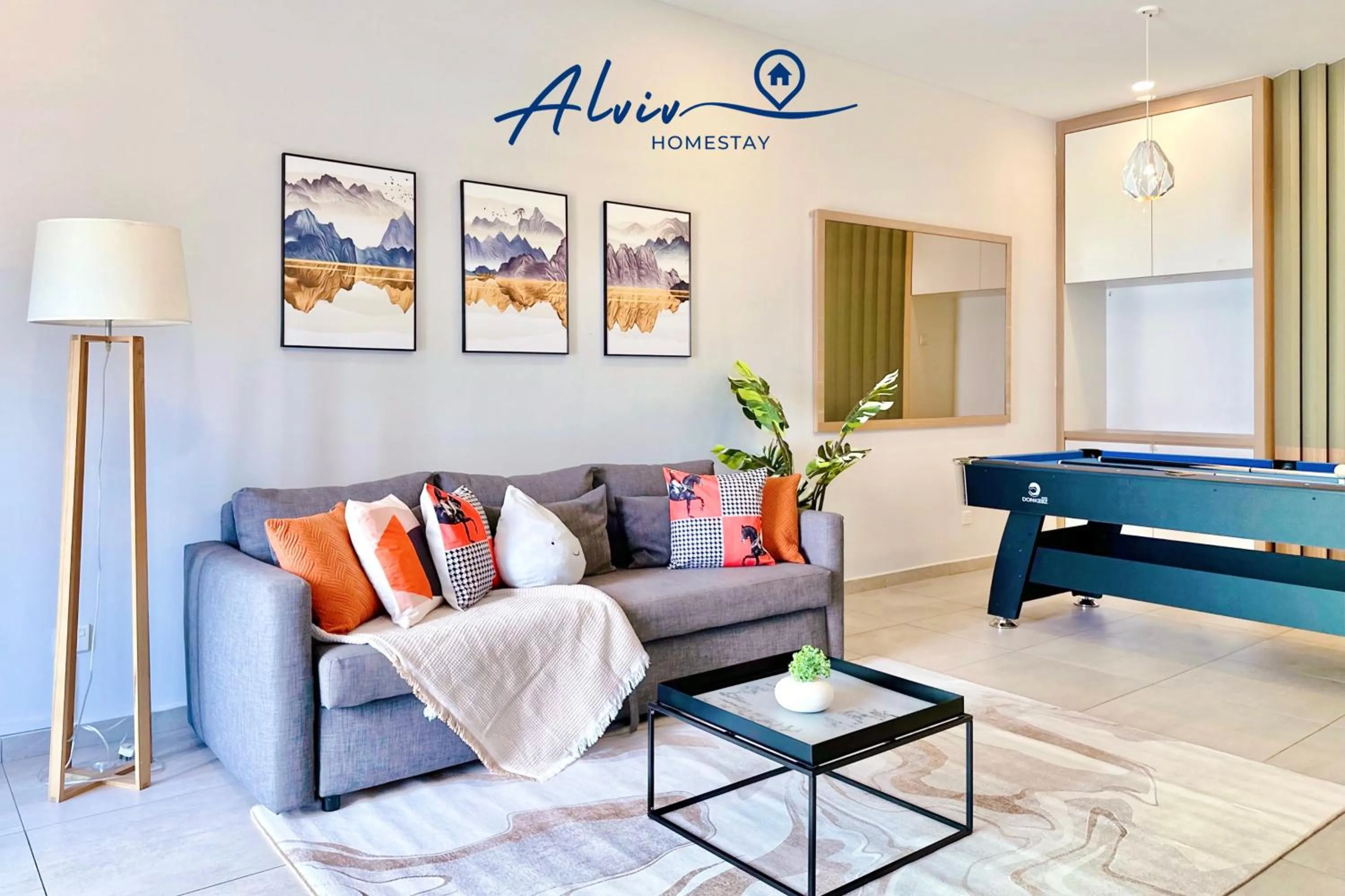Living room in Atlantis Melaka I 5-10pax I 5min JonkerSt BY Alviv Management