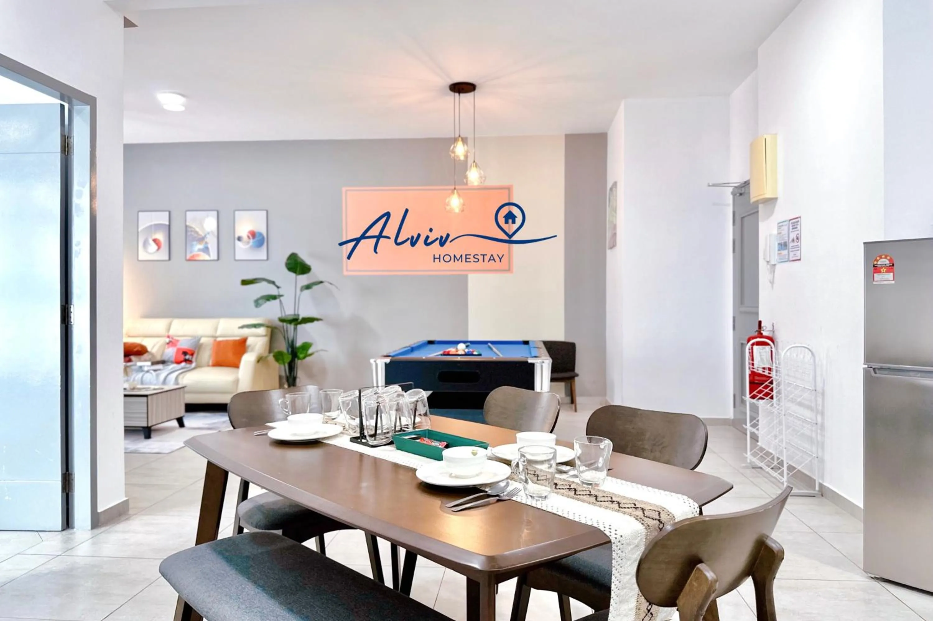 Dining area in Atlantis Melaka I 5-10pax I 5min JonkerSt BY Alviv Management