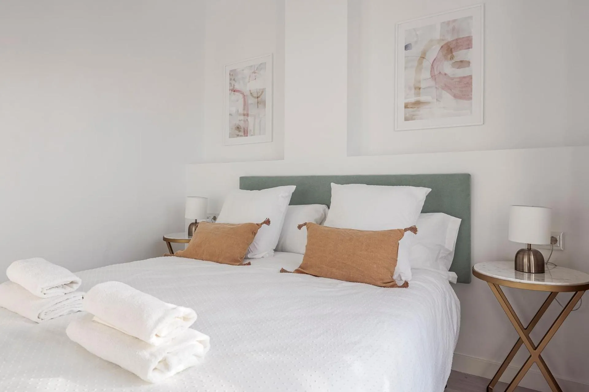 Bed in Uxama Sevilla Luxury Penthouse en Triana - Terraza y parking privados - piscina