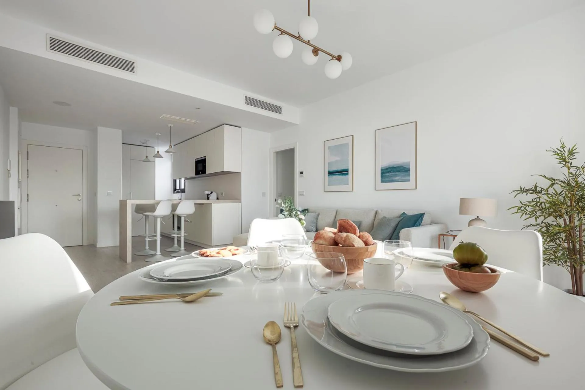 Dining area in Uxama Sevilla Luxury Penthouse en Triana - Terraza y parking privados - piscina