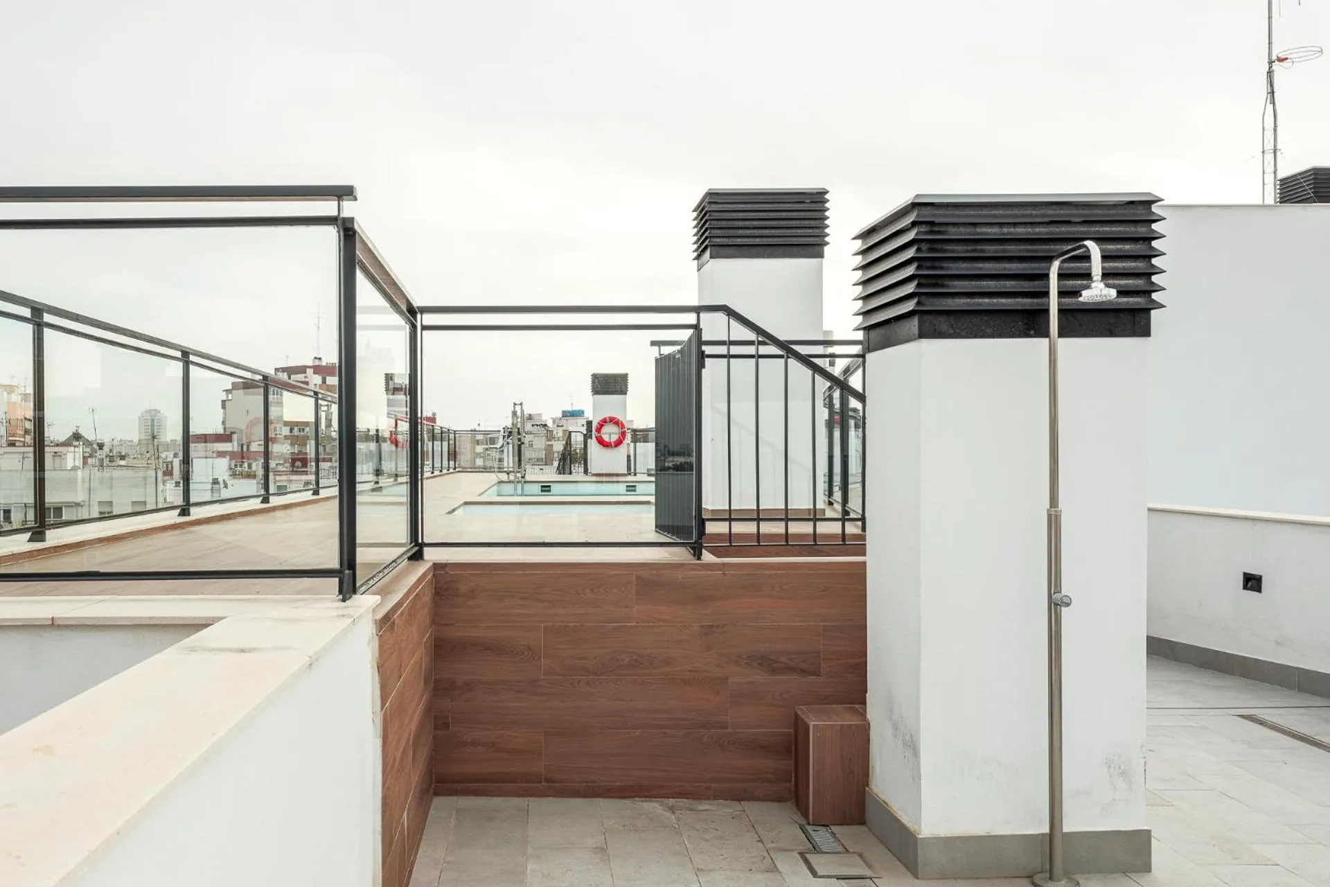 Balcony/Terrace in Uxama Sevilla Luxury Penthouse en Triana - Terraza y parking privados - piscina