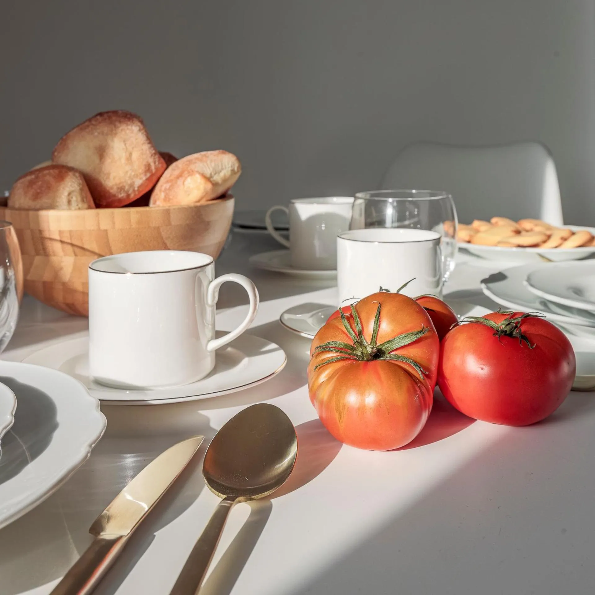 Food in Uxama Sevilla Luxury Penthouse en Triana - Terraza y parking privados - piscina