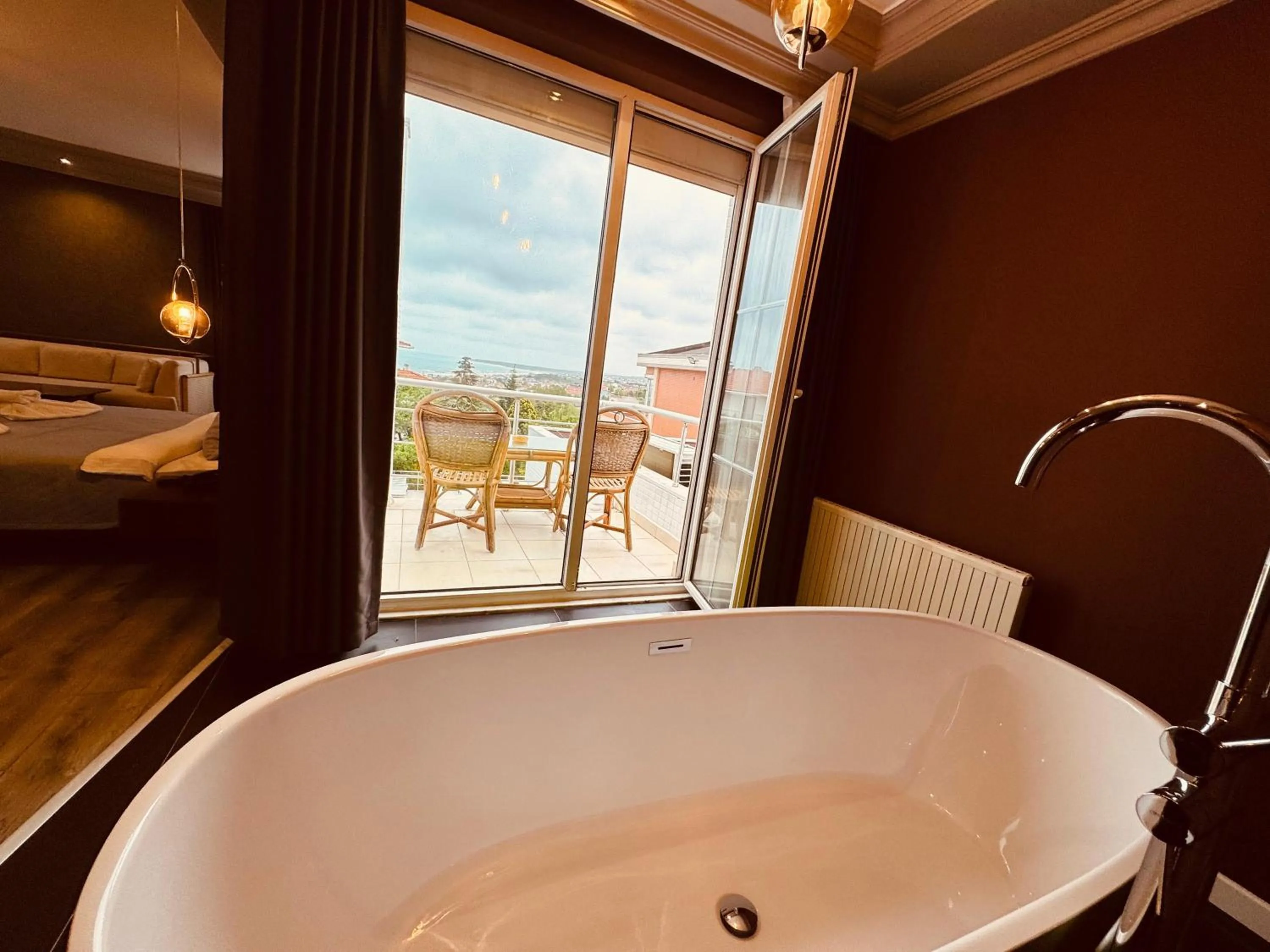 Natural landscape in Istanbul Airport Treekos Suite Hotel