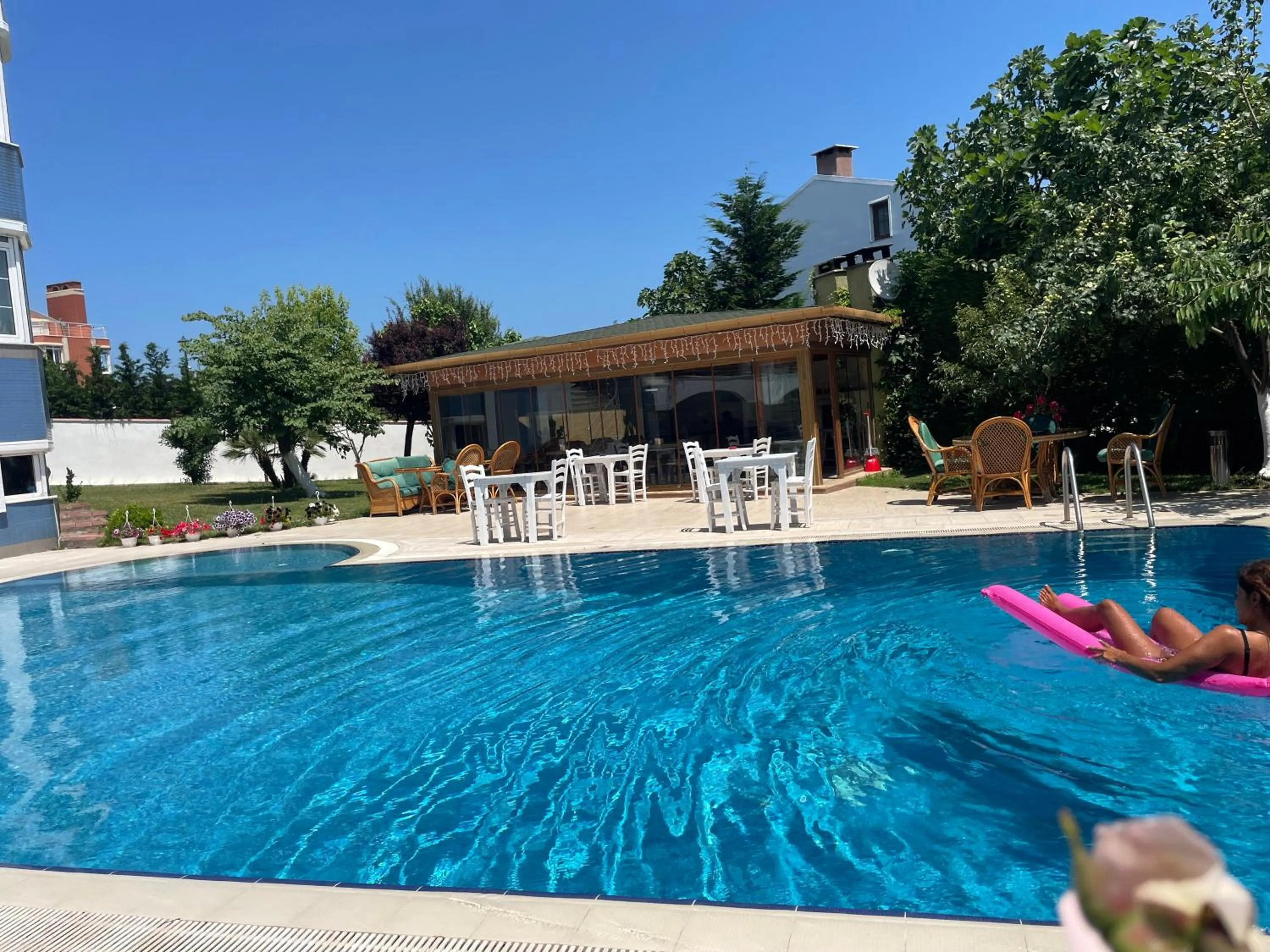 Restaurant/places to eat in Istanbul Airport Treekos Suite Hotel