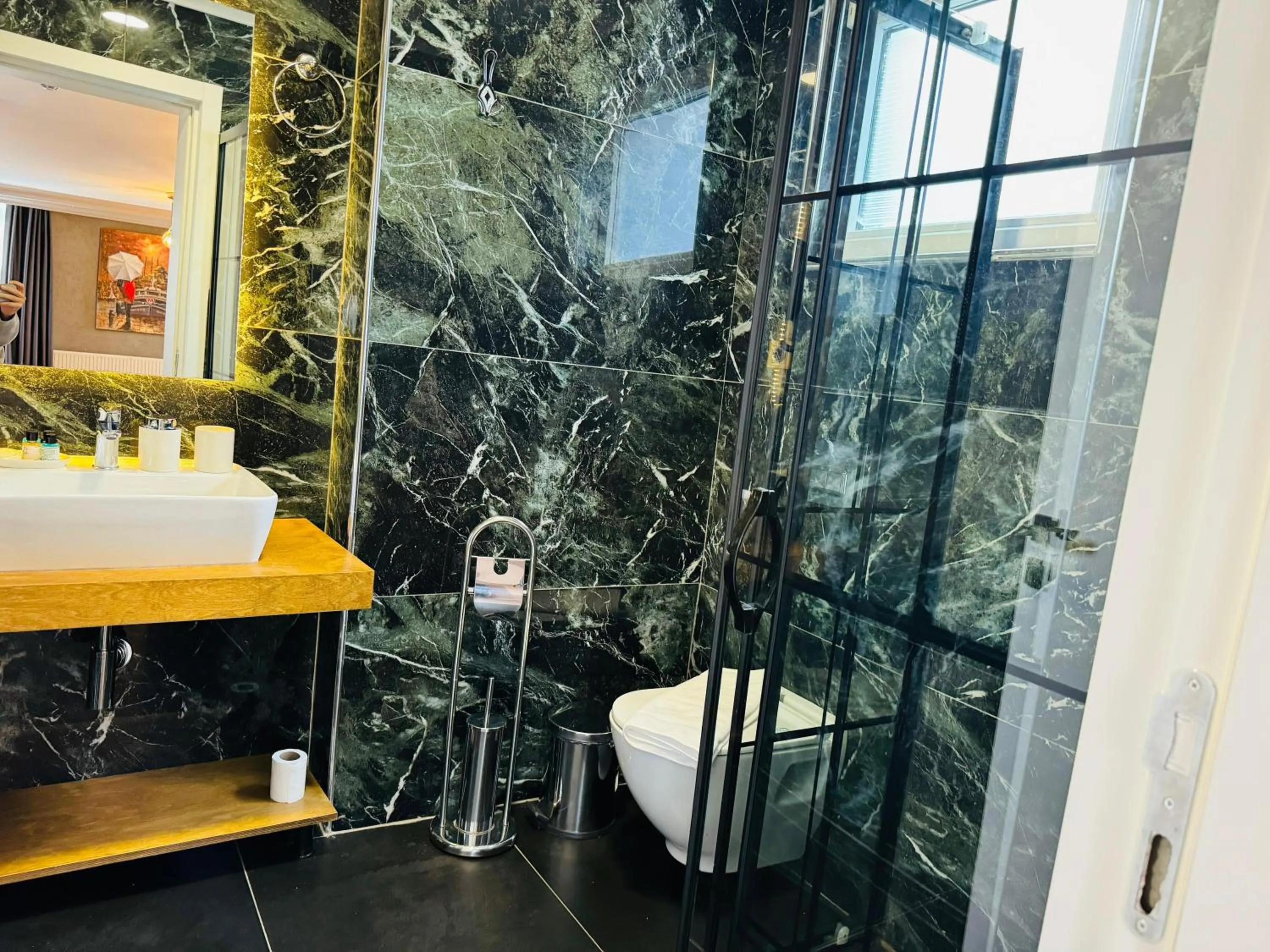 Shower in Istanbul Airport Treekos Suite Hotel