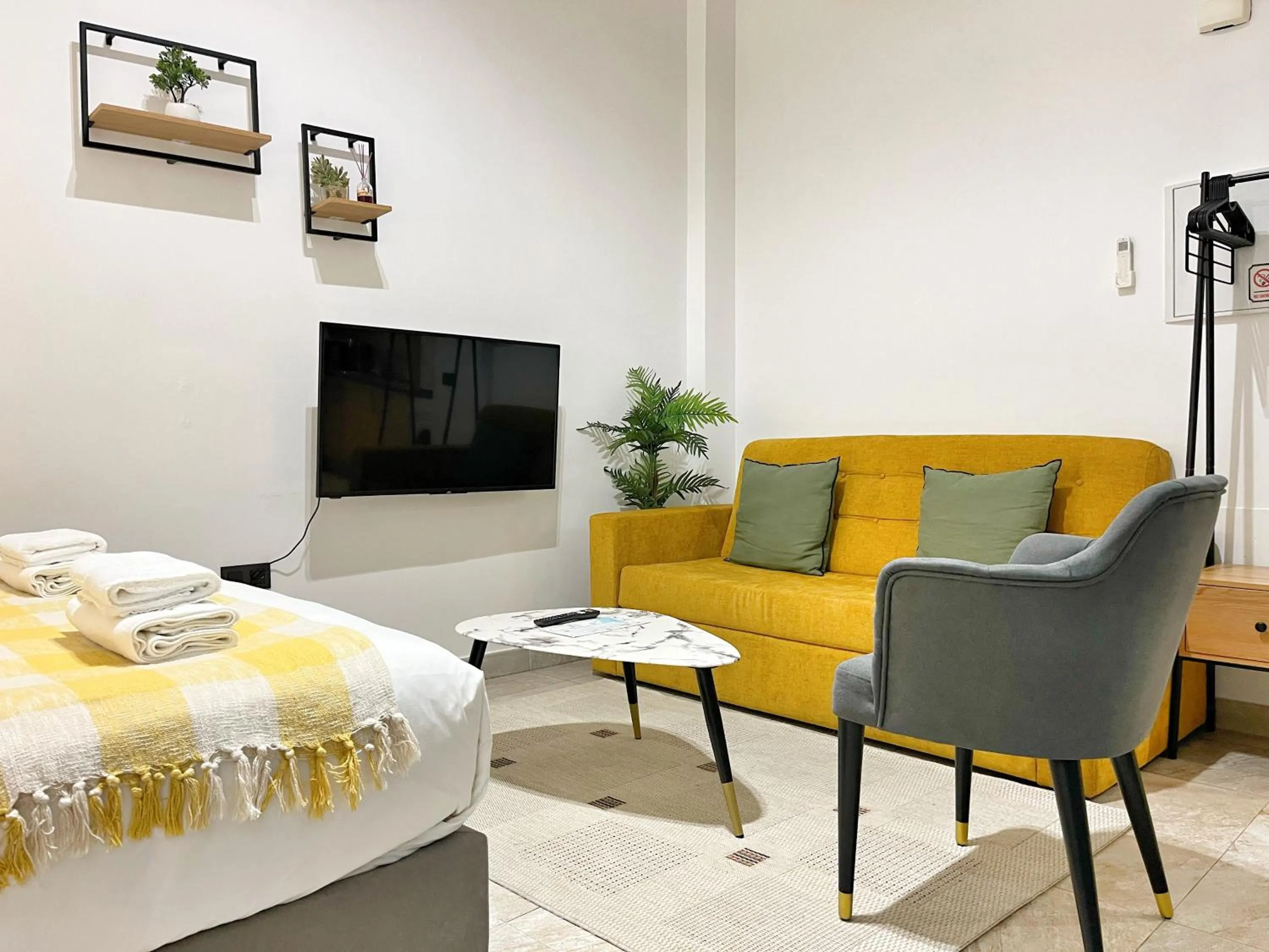 Bed in Tennessee Urban Suites