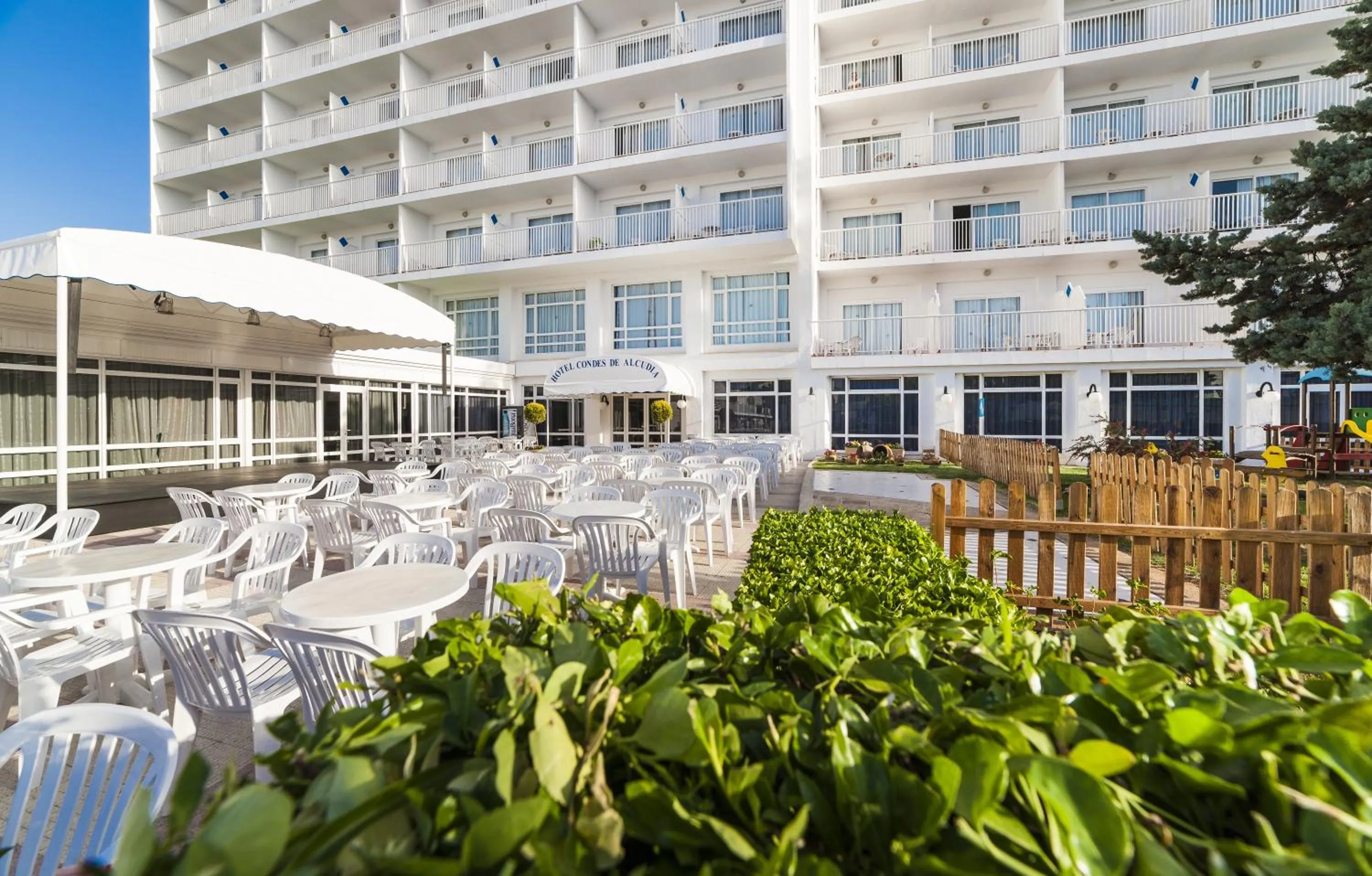 Lounge or bar in Globales Condes de Alcudia