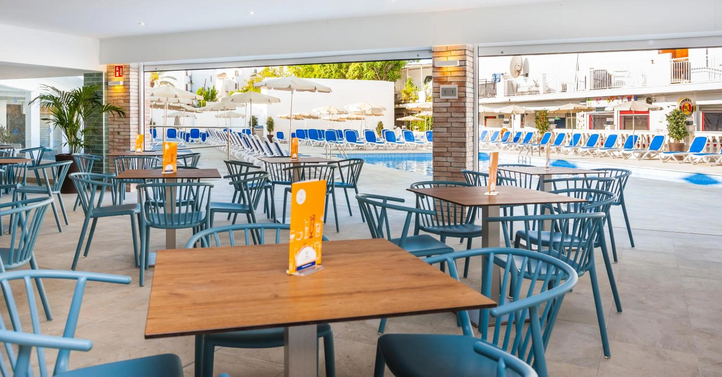 Restaurant/places to eat in Globales Condes de Alcudia