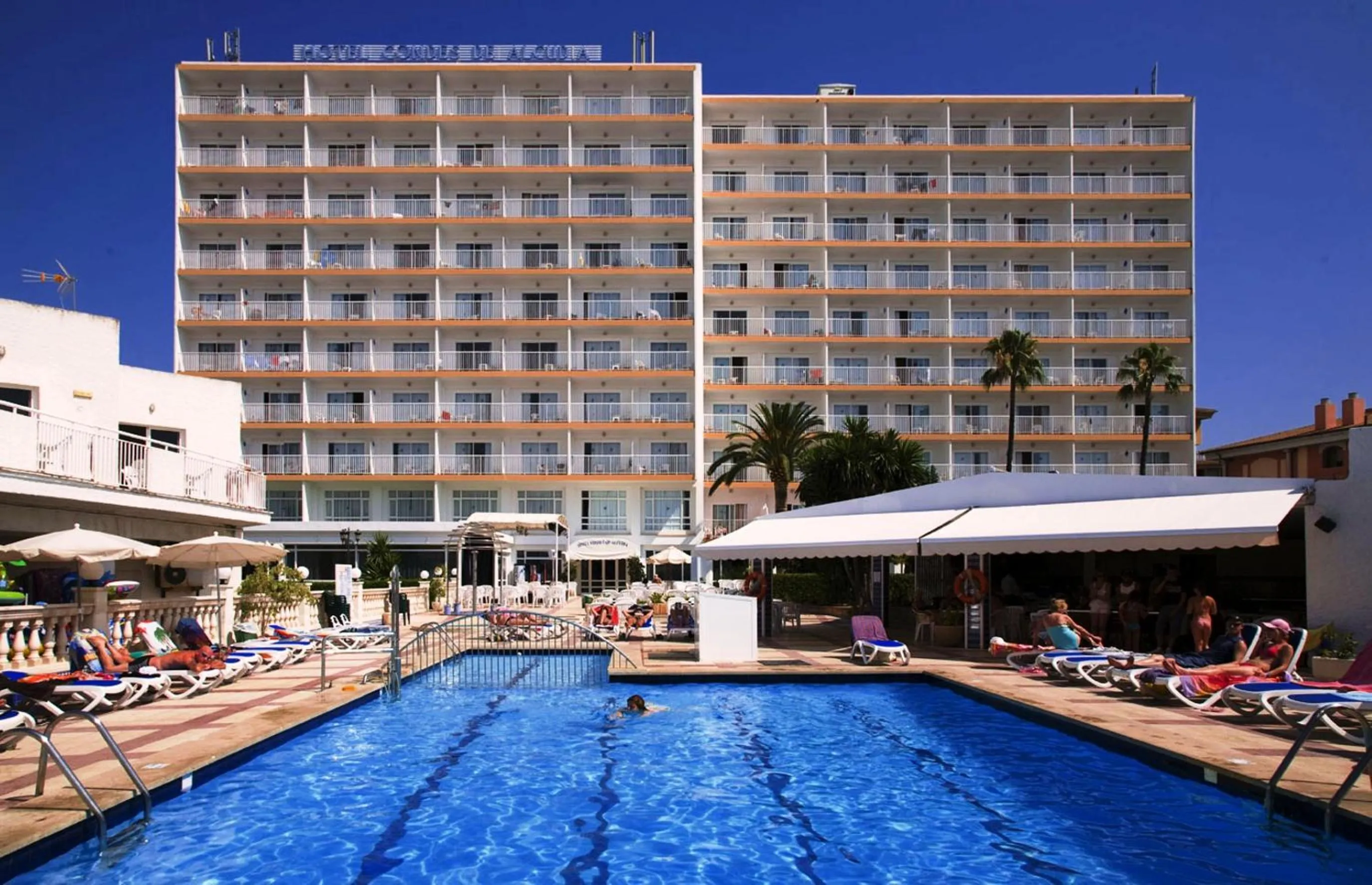 Facade/entrance in Globales Condes de Alcudia